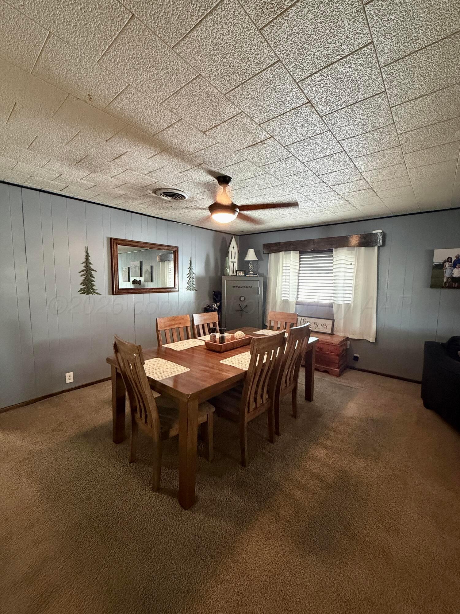 200 Cottonwood Street Property Photo 10