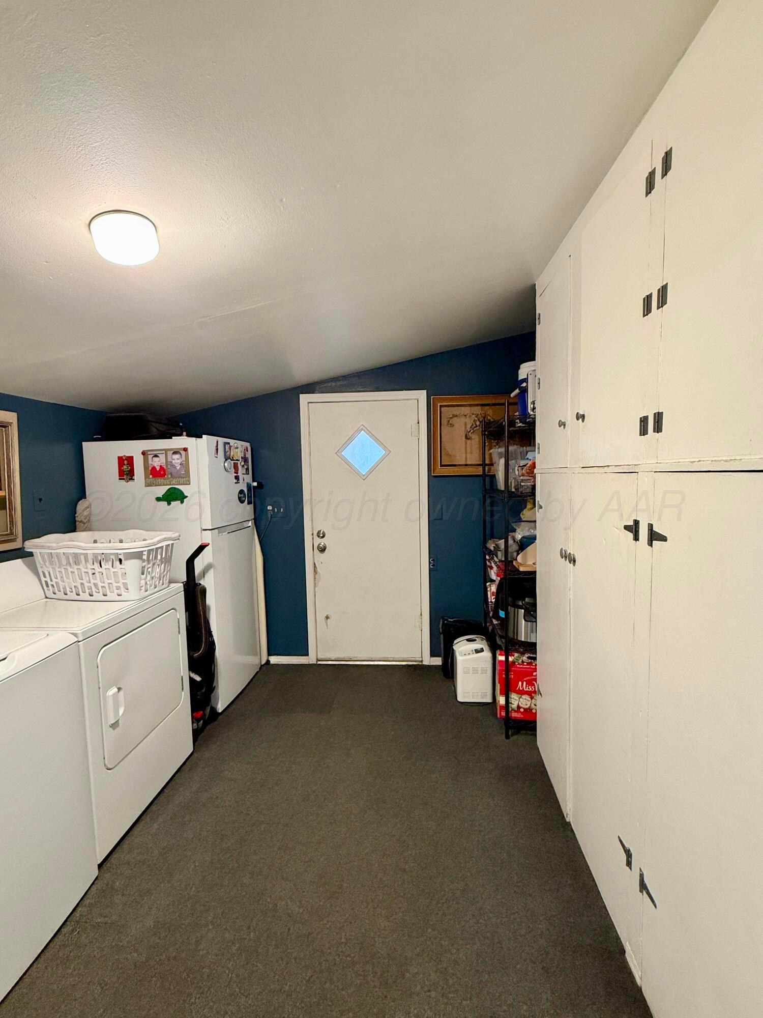 200 Cottonwood Street Property Photo 27
