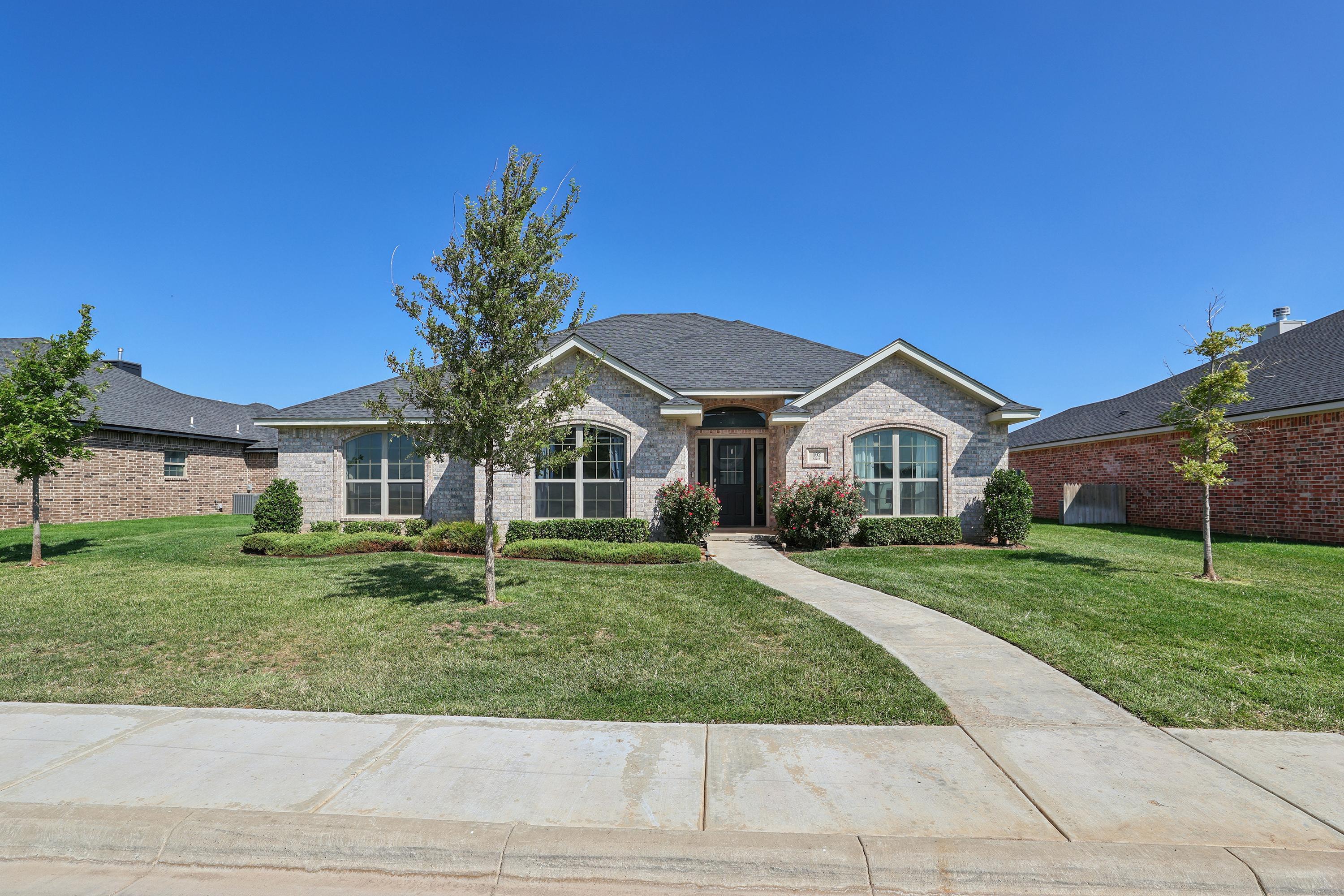 102 Axis Lane Property Photo 1