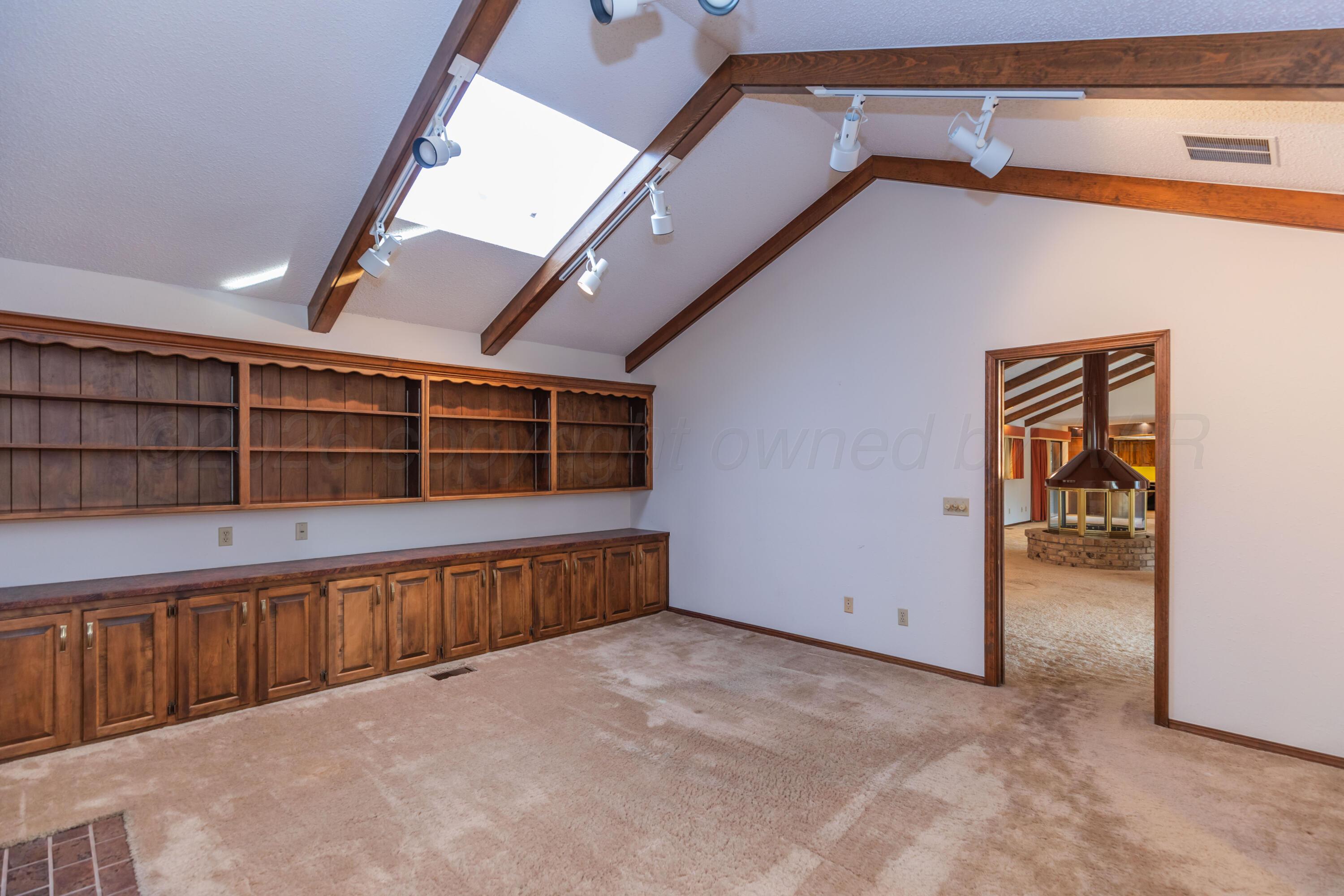 2 Lancaster Road Property Photo 35
