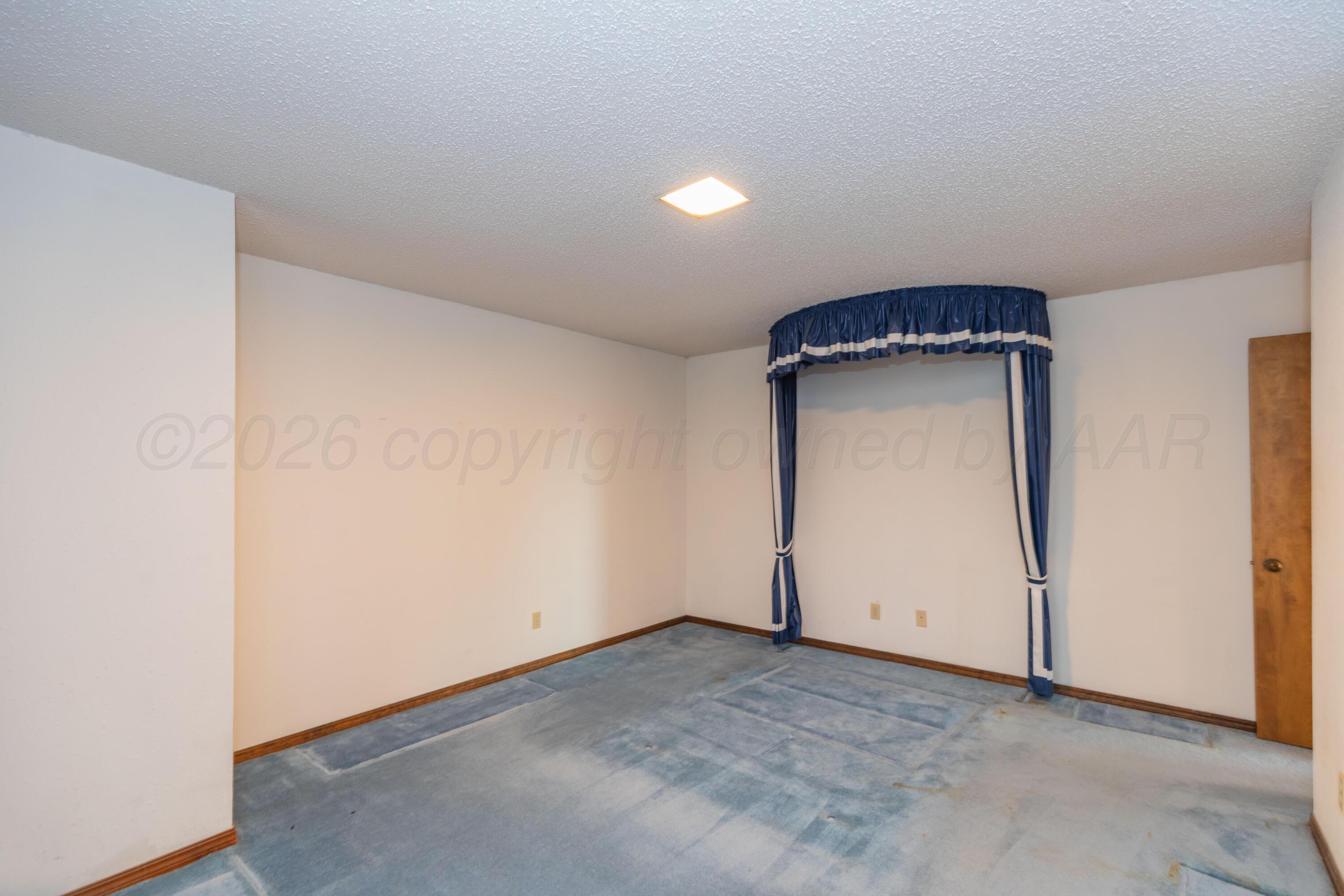 2 Lancaster Road Property Photo 41