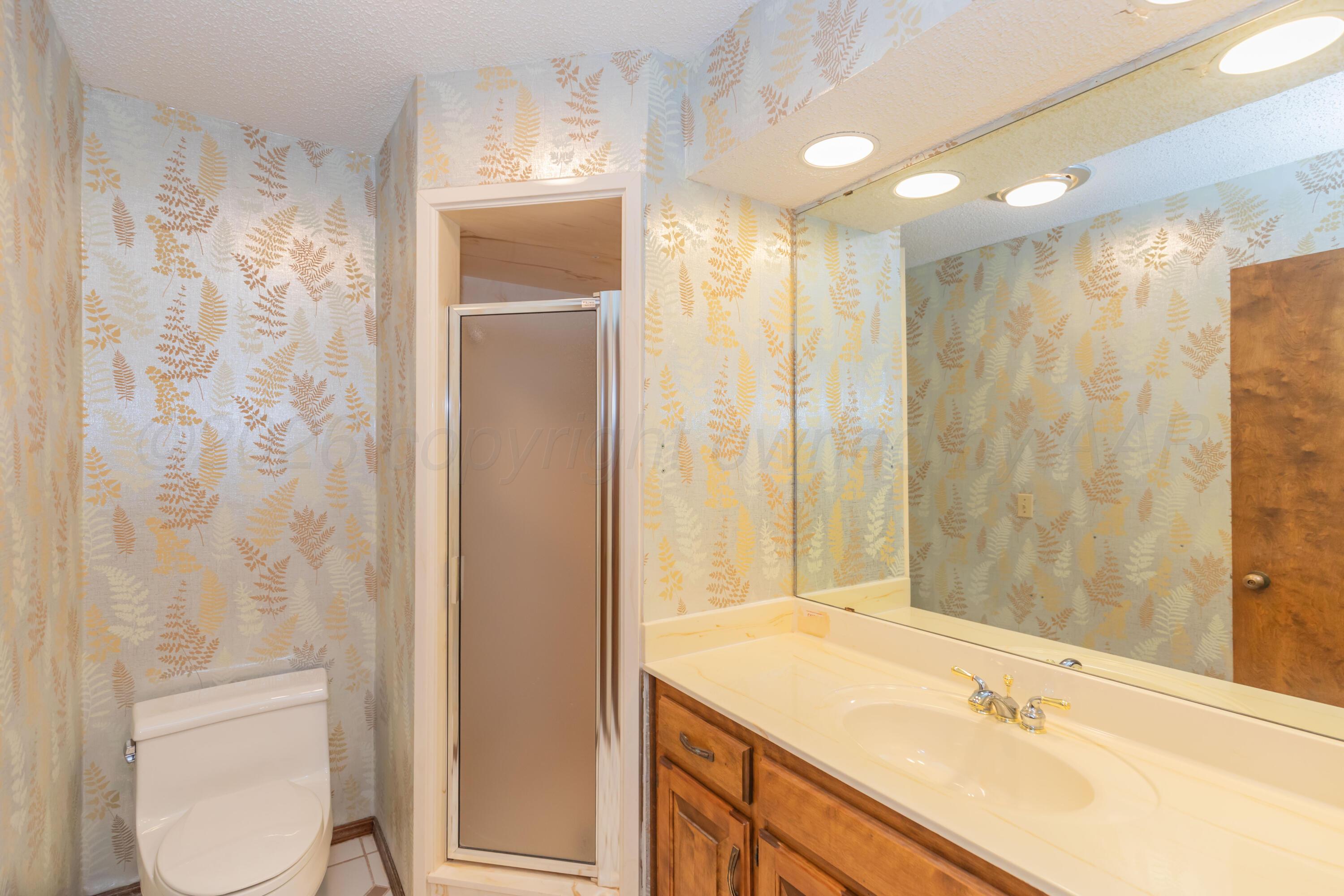 2 Lancaster Road Property Photo 42