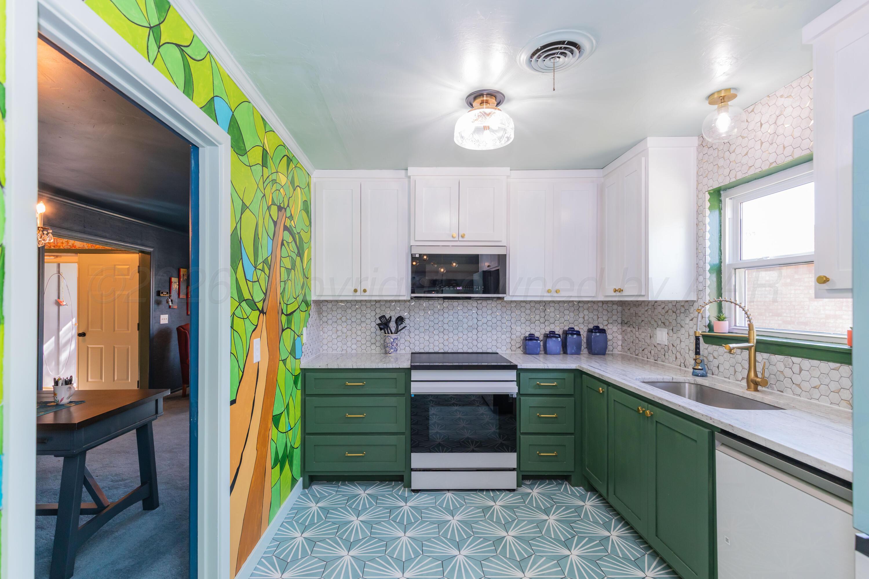 3714 Kingston Road Property Photo 5