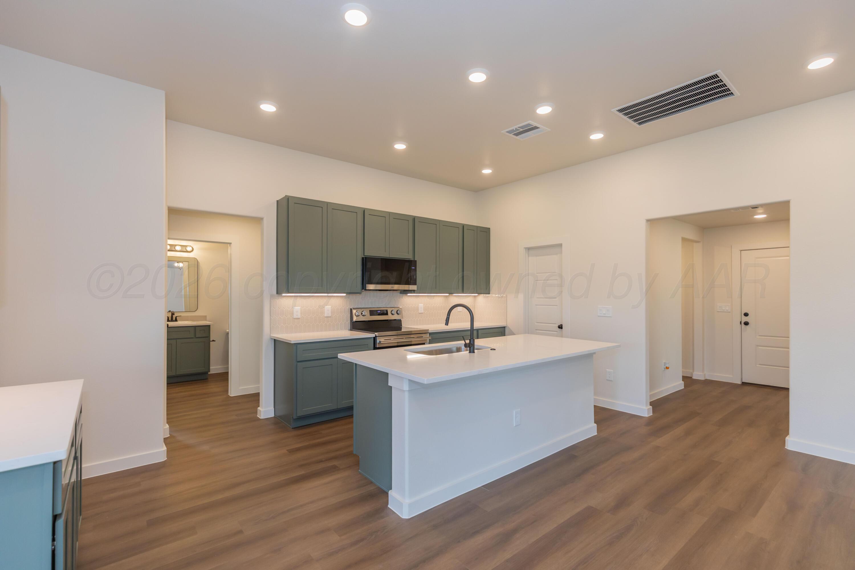 4406 Houlette Street Property Photo 6