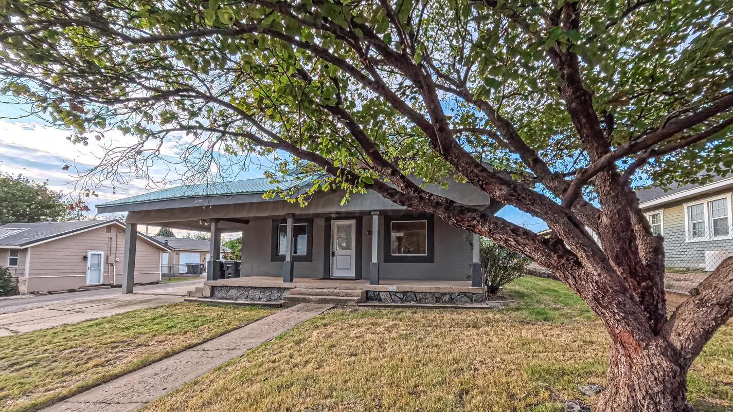 1316 Withers Avenue Property Photo 2