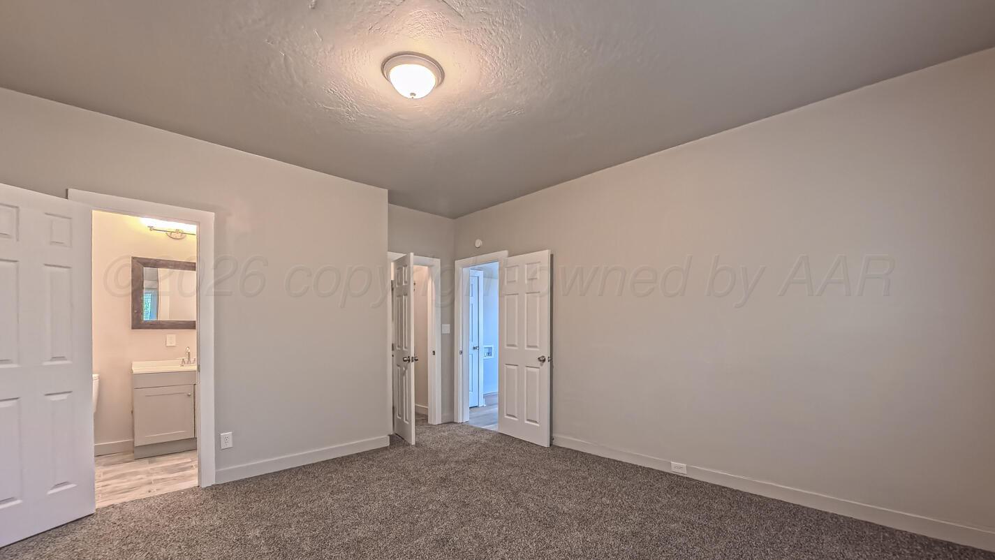 1316 Withers Avenue Property Photo 12
