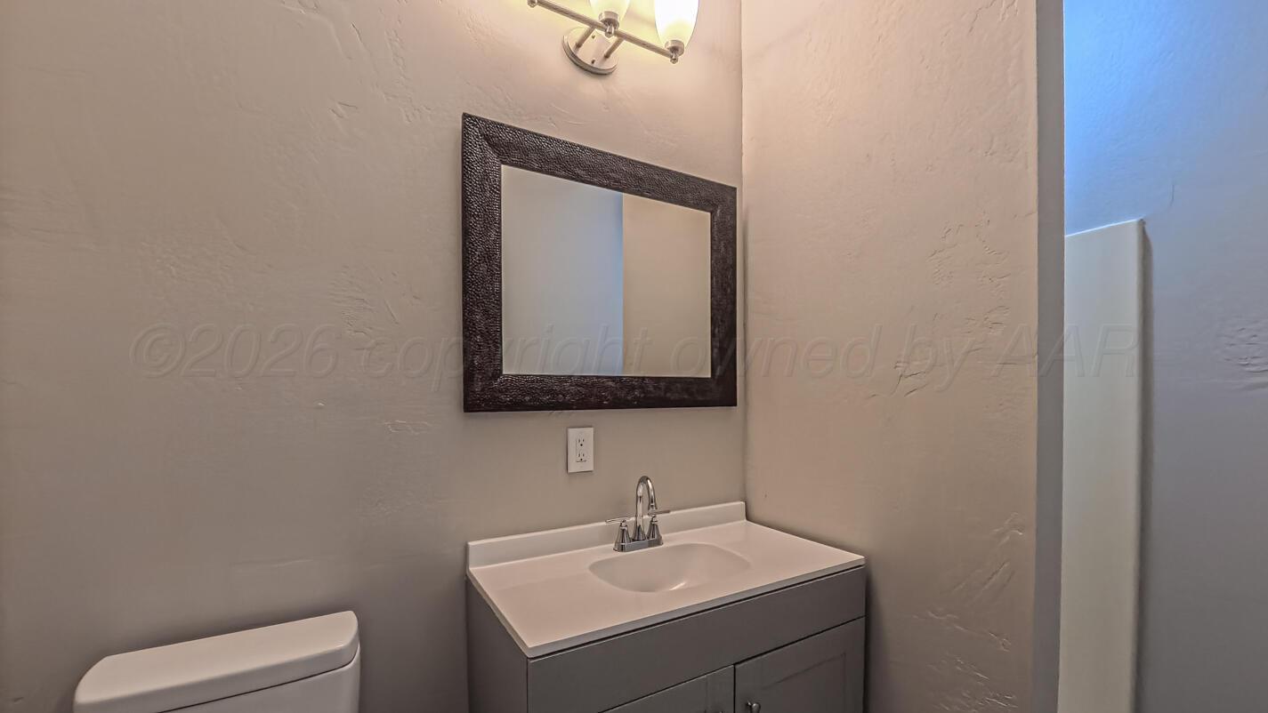 1316 Withers Avenue Property Photo 13
