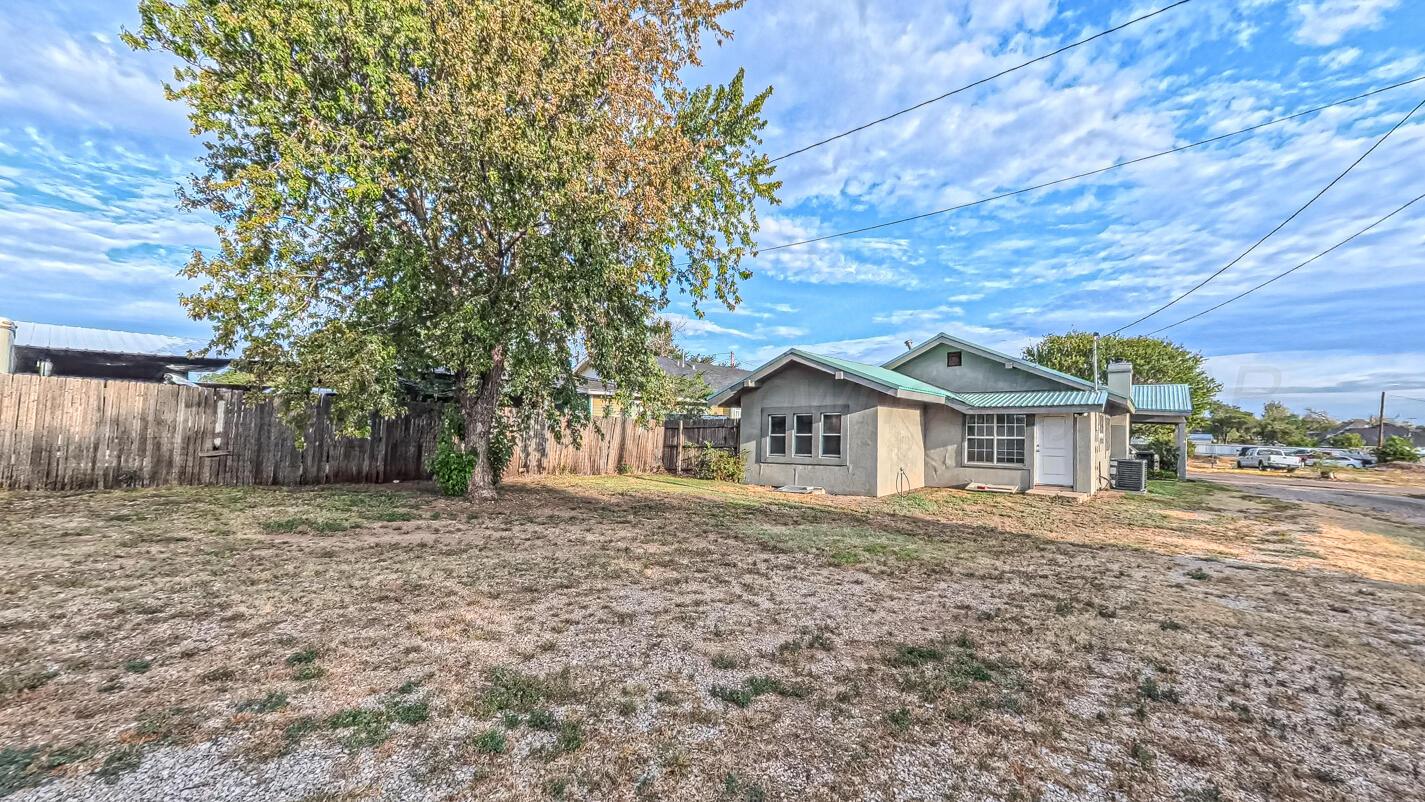 1316 Withers Avenue Property Photo 20