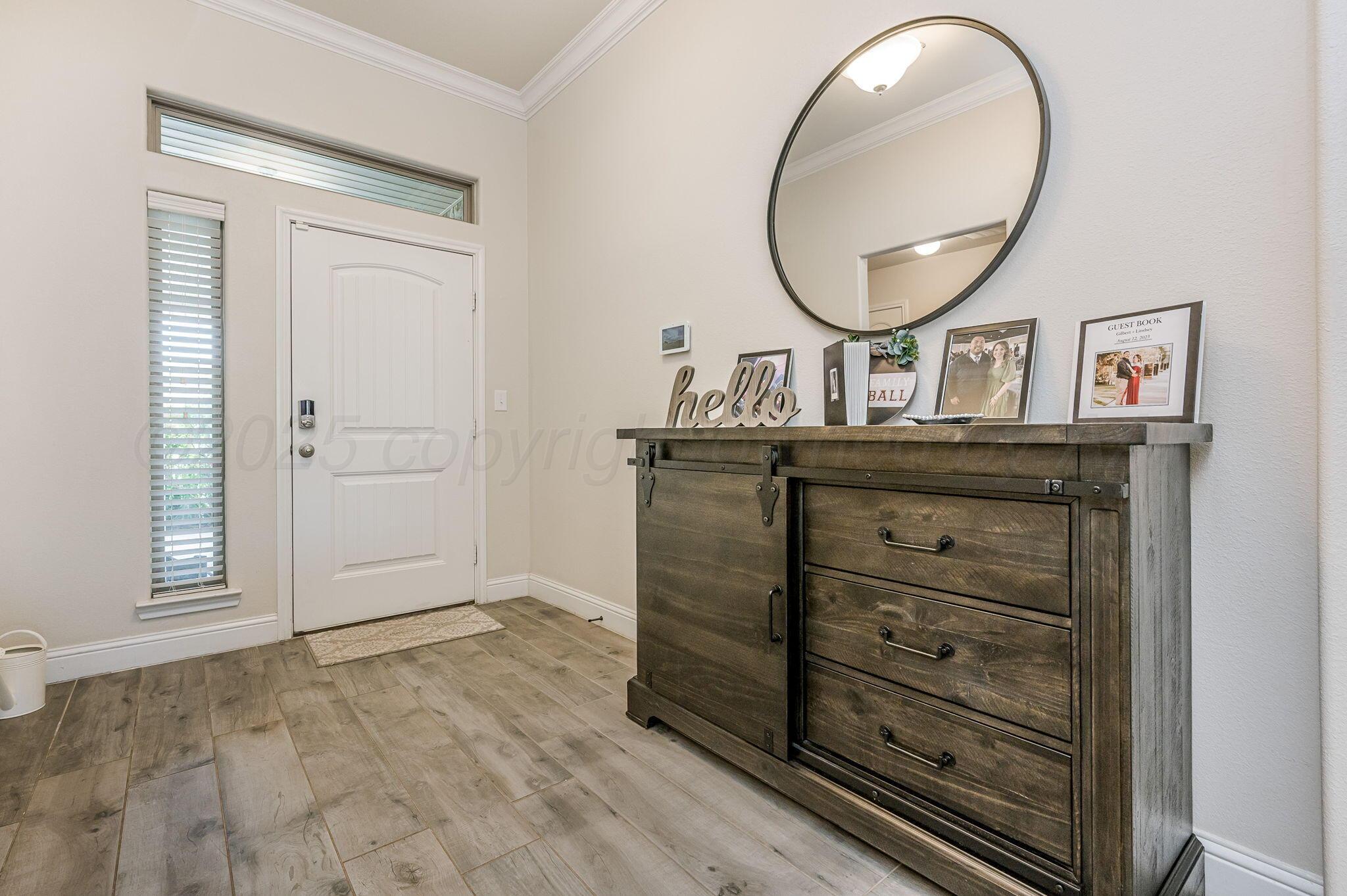 8906 Witmer Court Property Photo 4