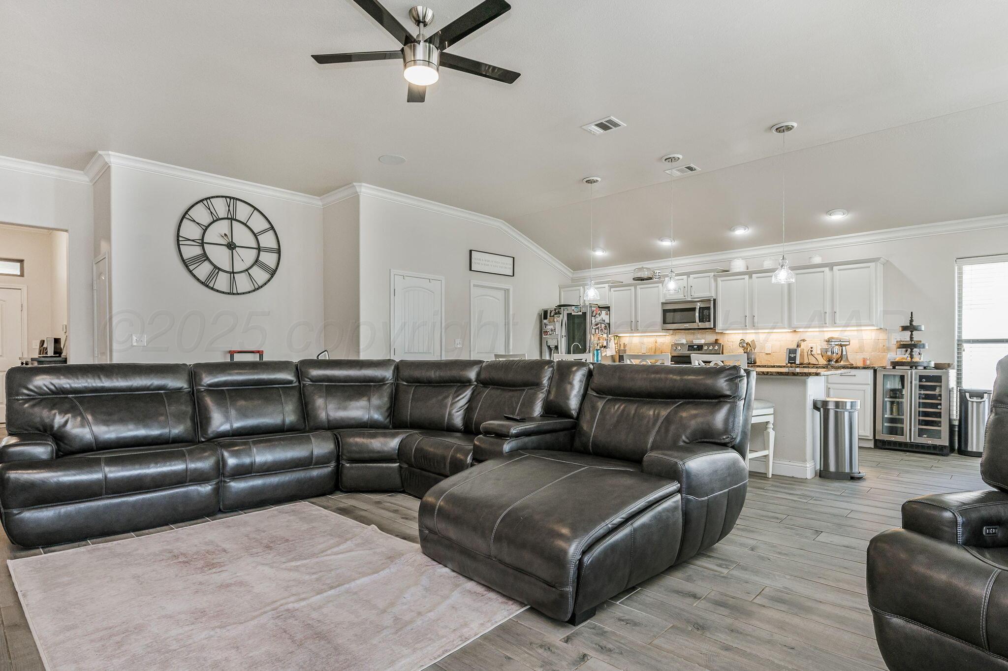 8906 Witmer Court Property Photo 12