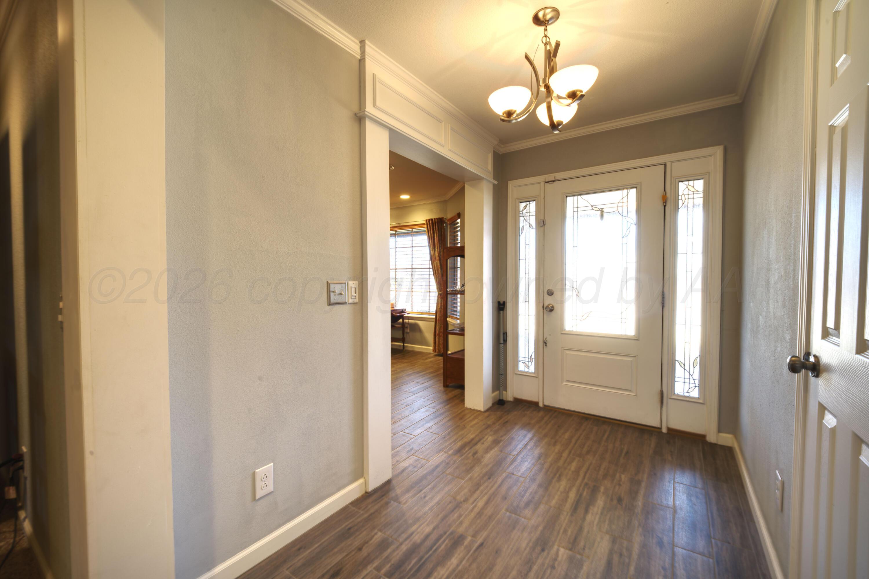 3700 Huntington Drive Property Photo 5