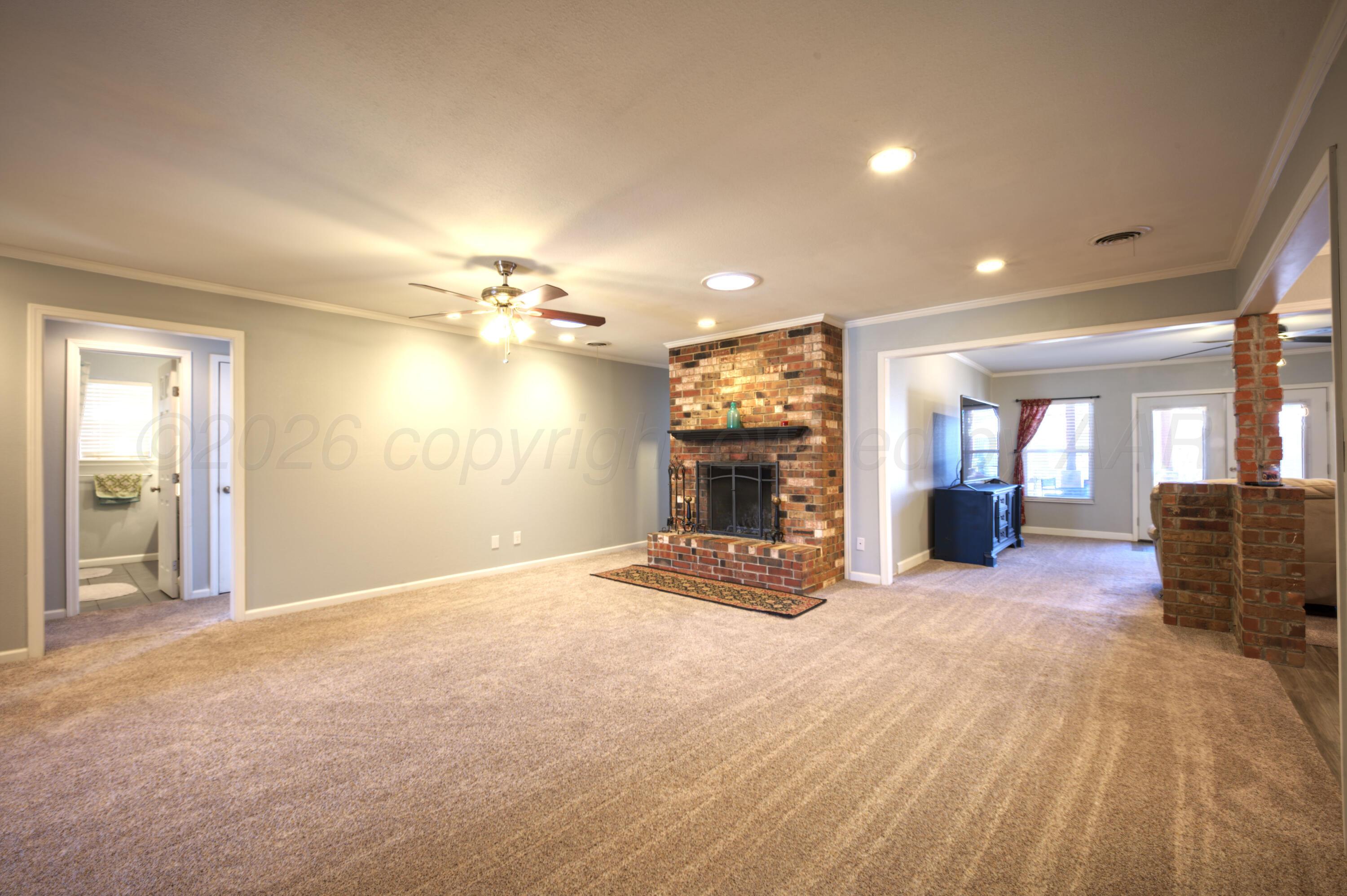 3700 Huntington Drive Property Photo 6