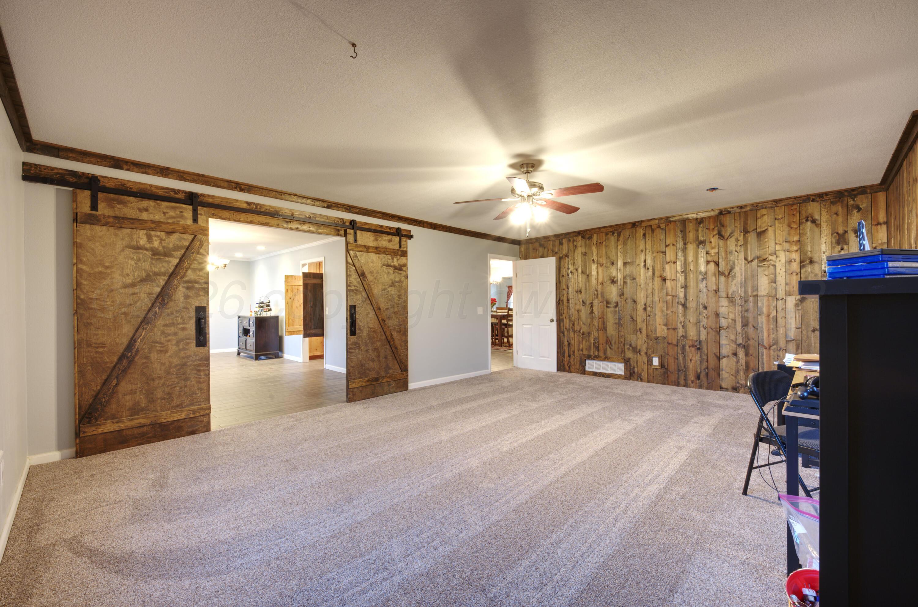 3700 Huntington Drive Property Photo 17