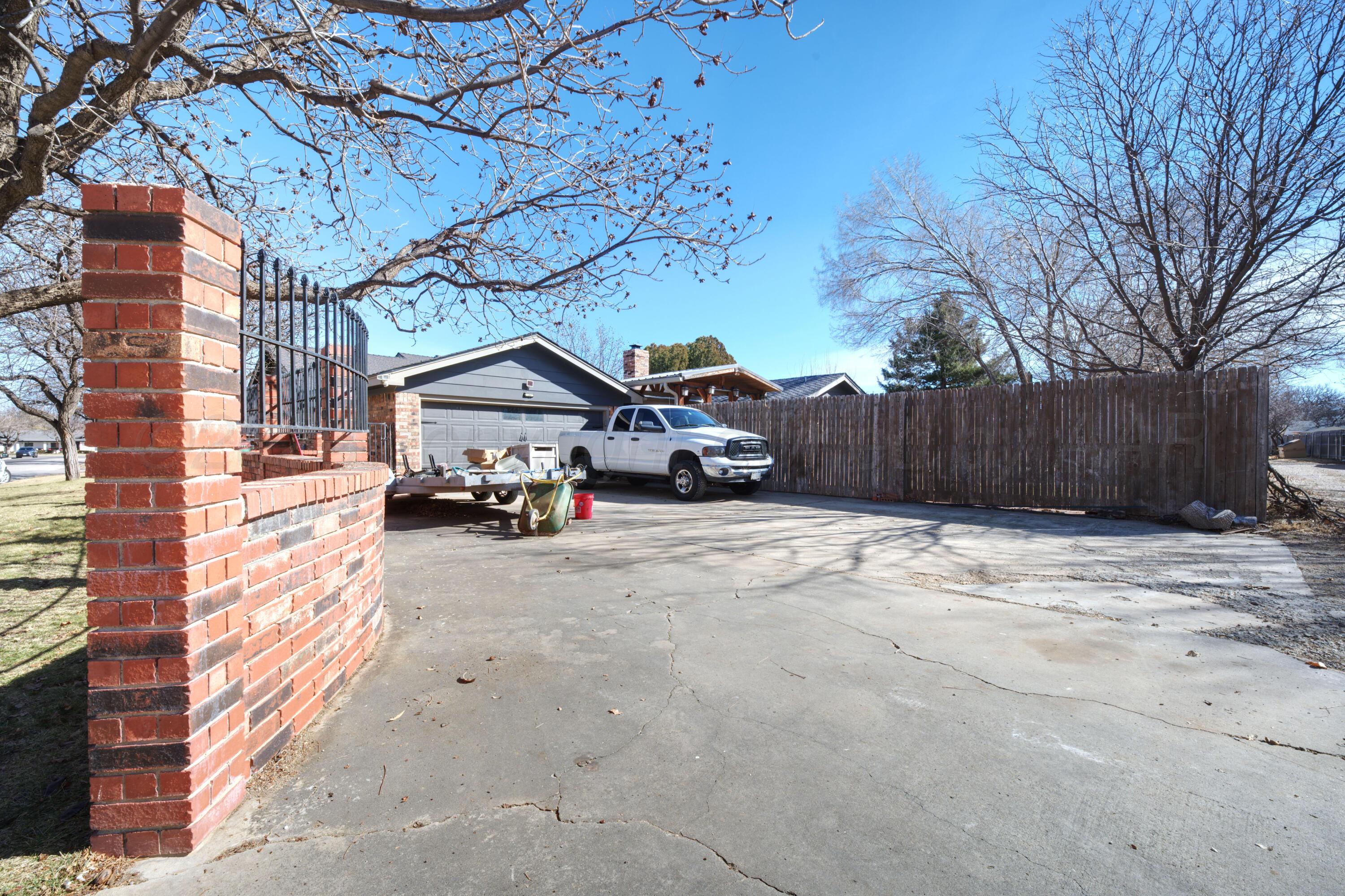 3700 Huntington Drive Property Photo 33