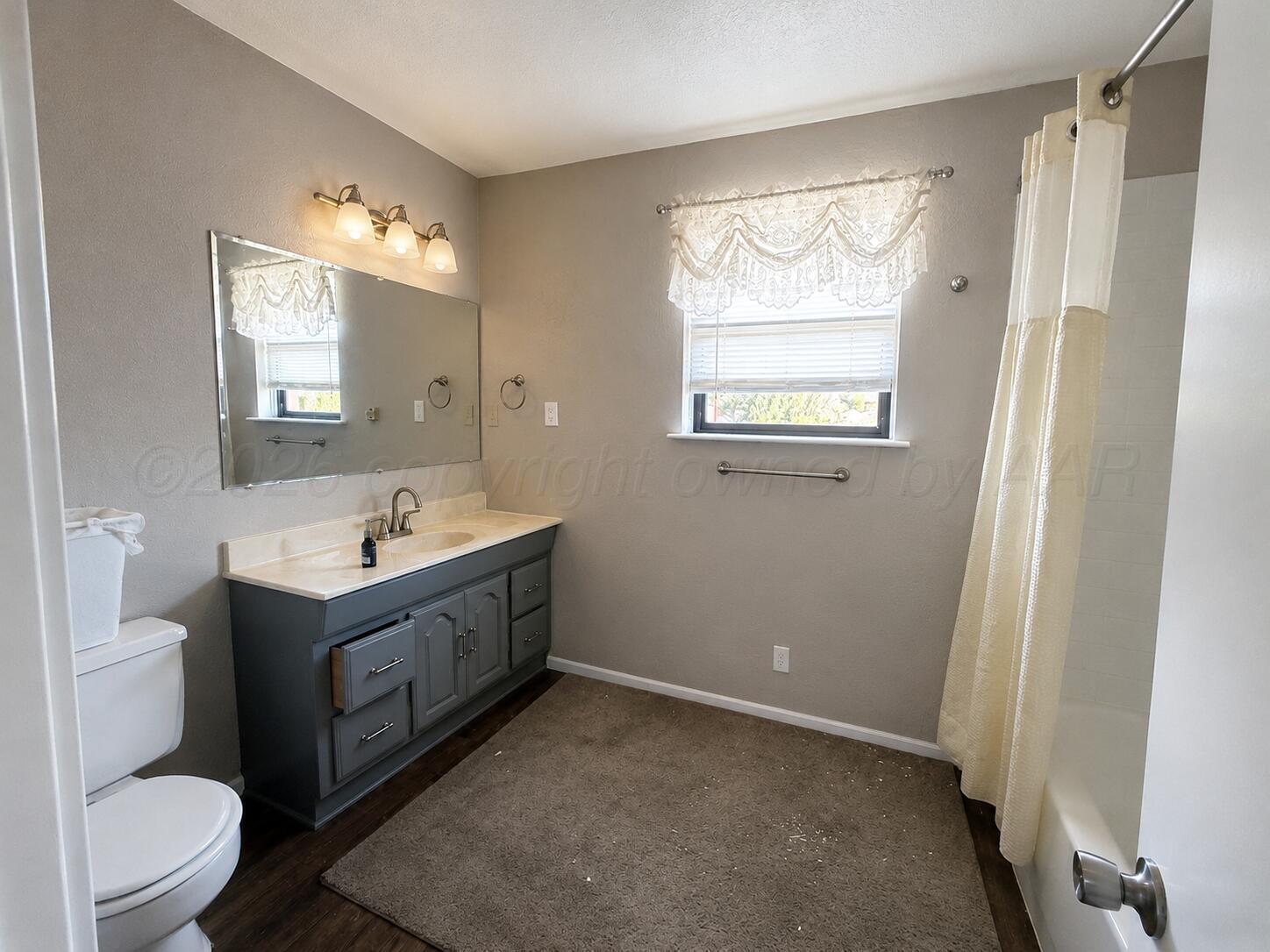 1022 Coble Drive Property Photo 2
