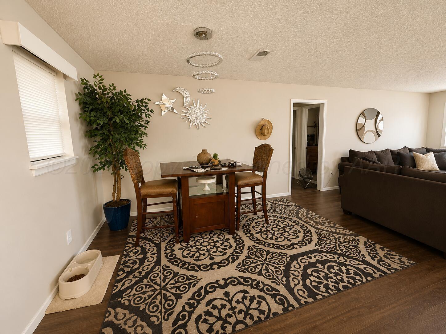1022 Coble Drive Property Photo 8