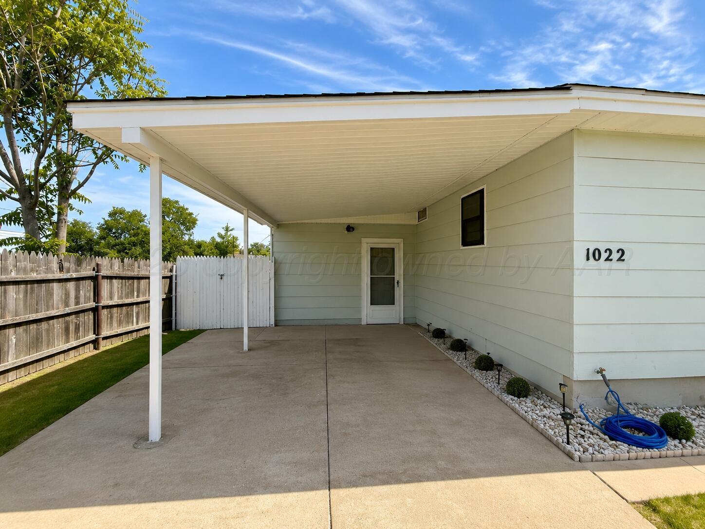 1022 Coble Drive Property Photo 14