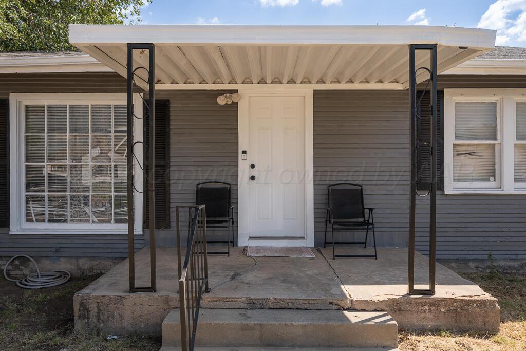803 S Alabama Street Property Photo 4