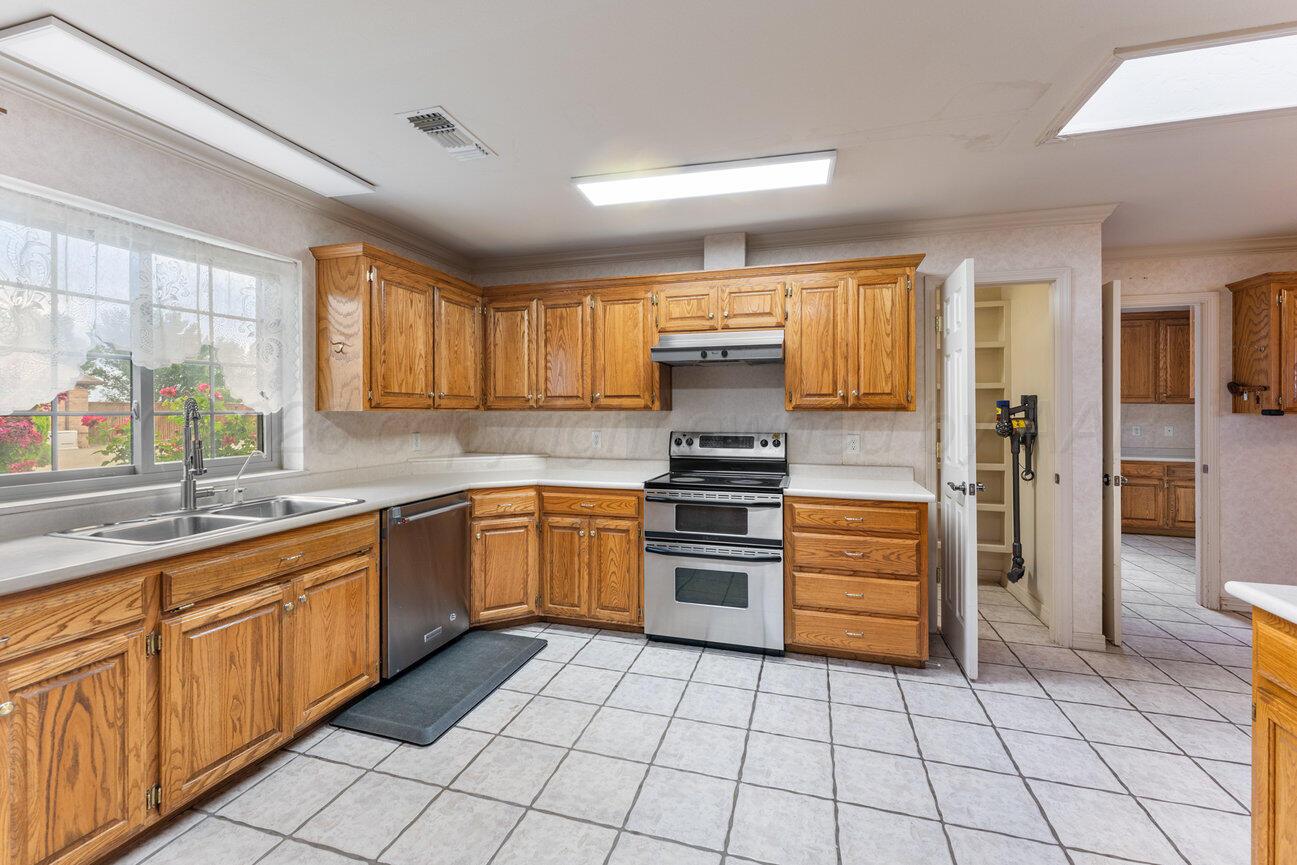1800 Jacoda Avenue Property Photo 24