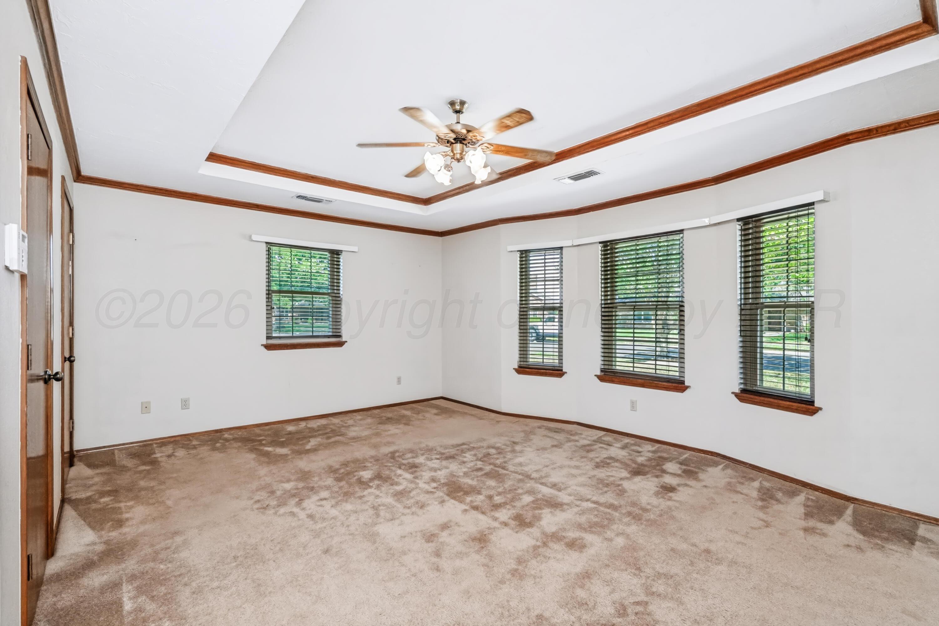 6101 Ridgewood Drive Property Photo 15