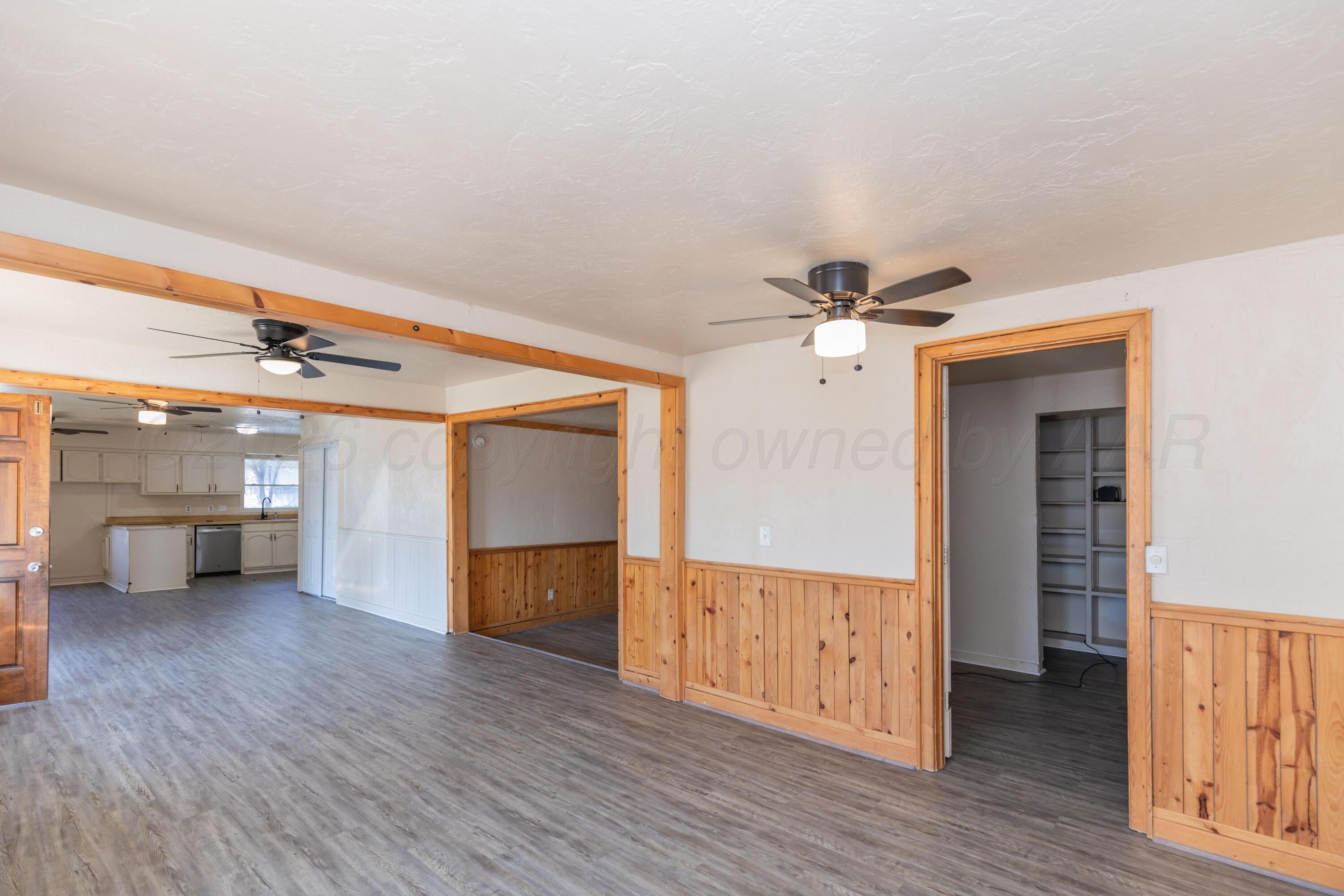 1044 W Cinderella Drive Property Photo 7