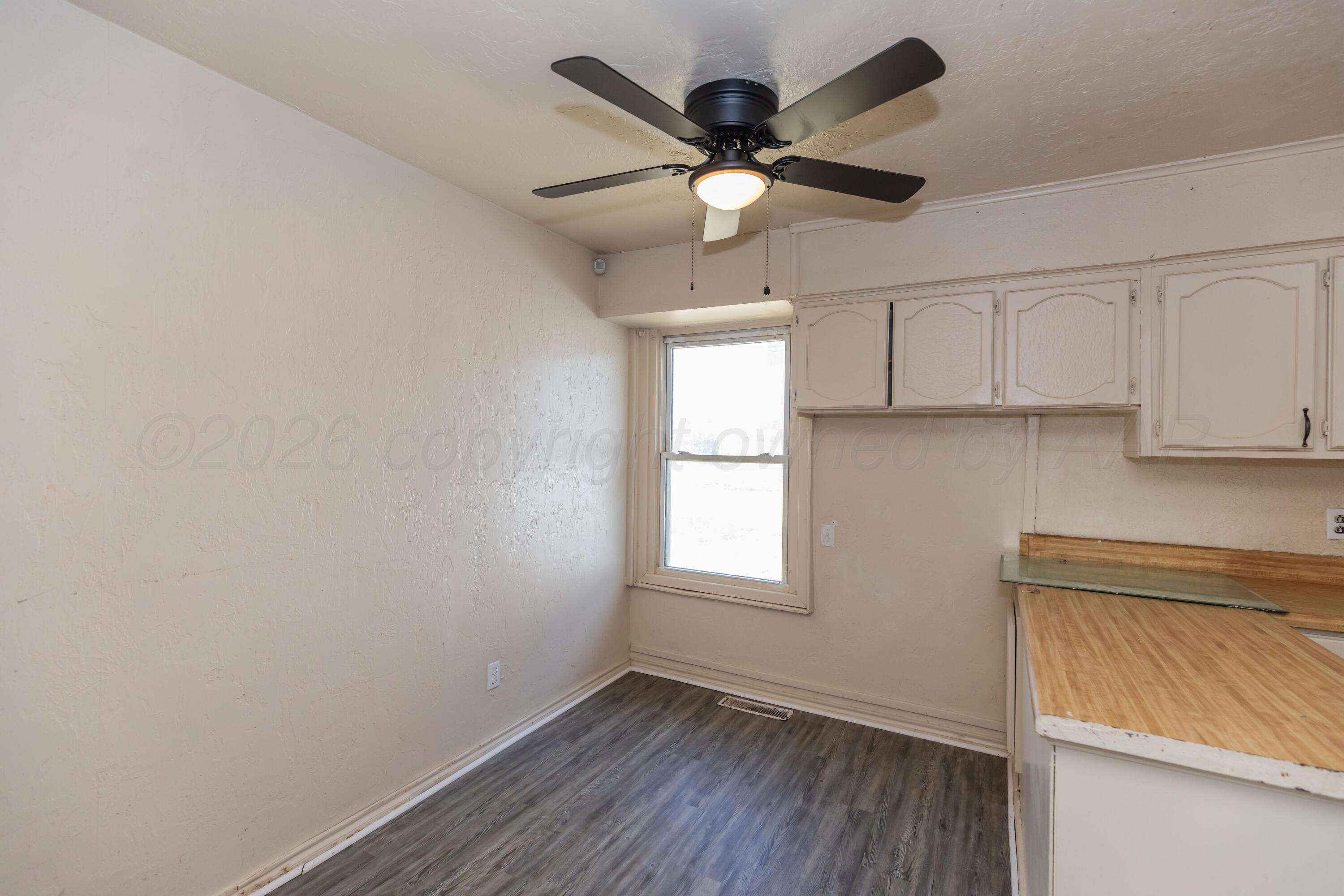 1044 W Cinderella Drive Property Photo 18