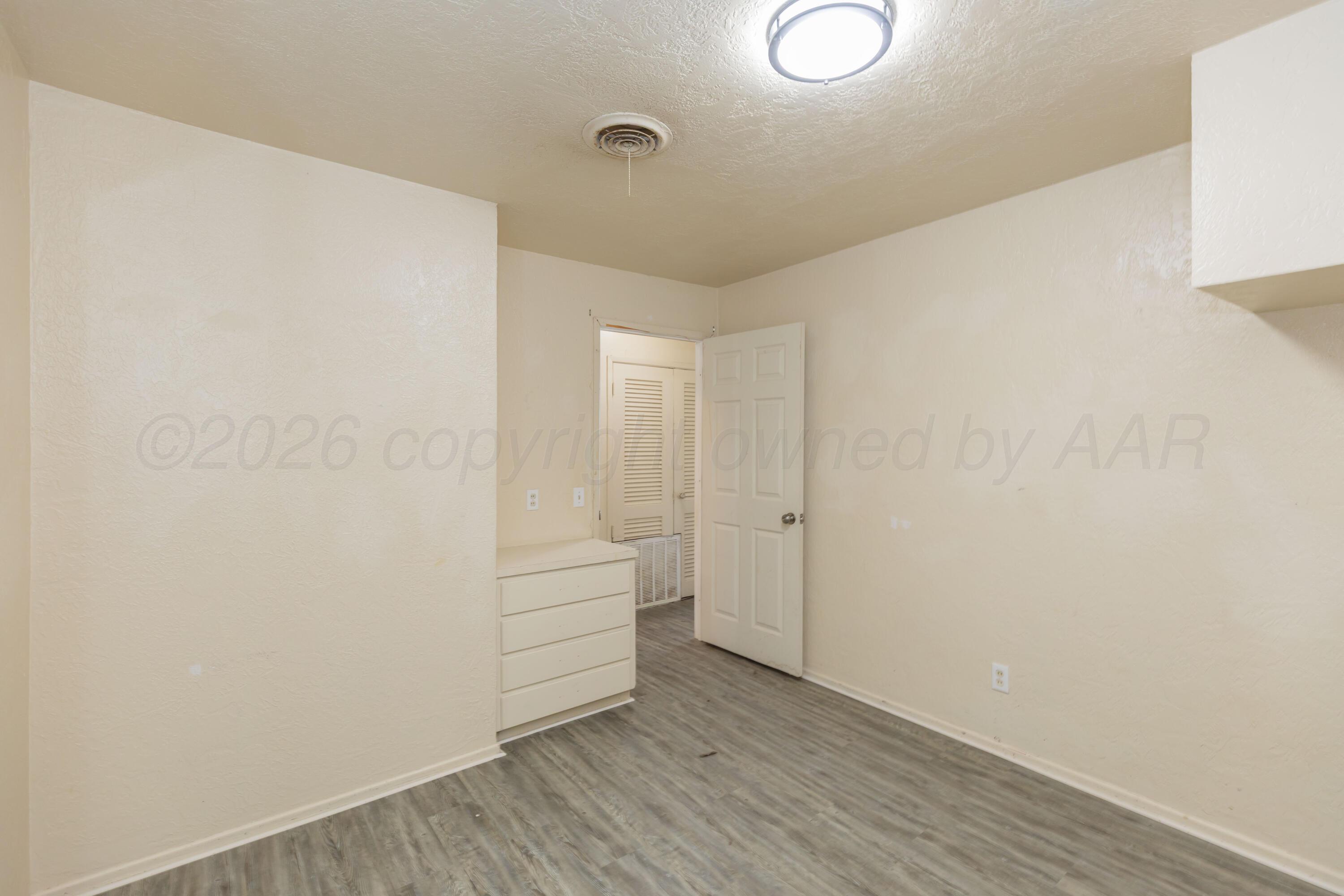 1044 W Cinderella Drive Property Photo 32