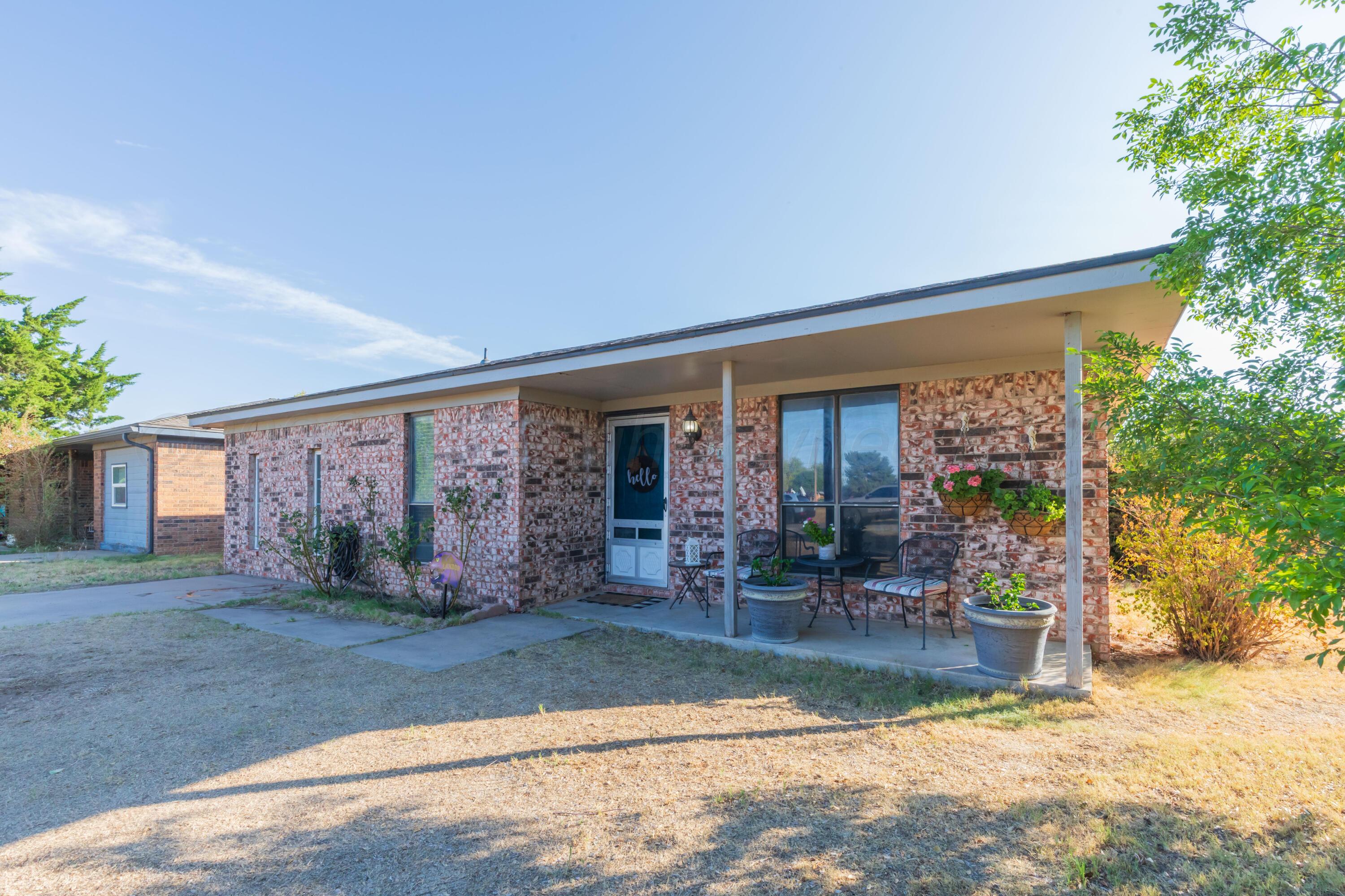 500 Groom Avenue Property Photo 4
