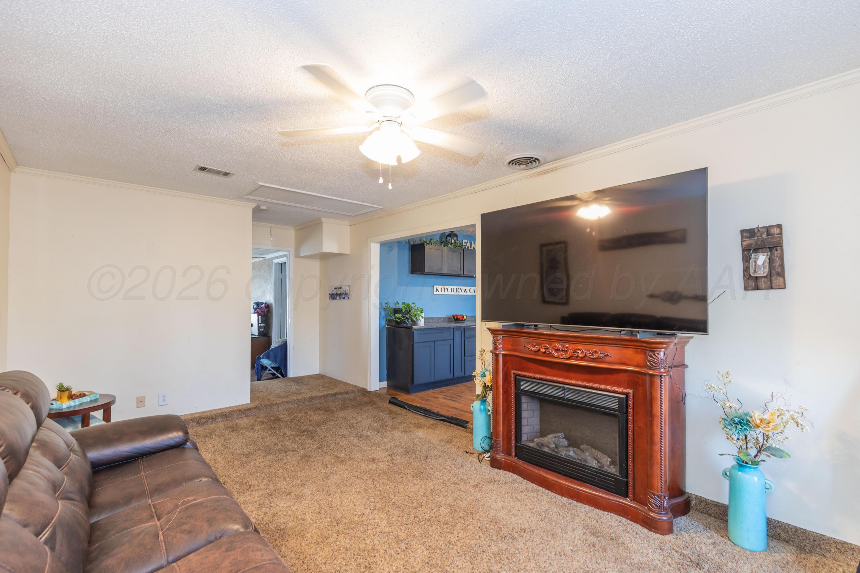 500 Groom Avenue Property Photo 9