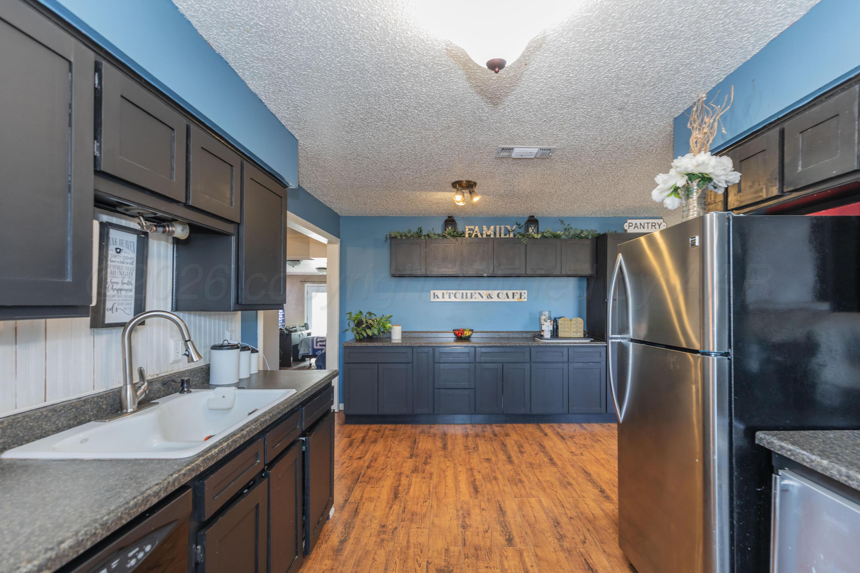 500 Groom Avenue Property Photo 12