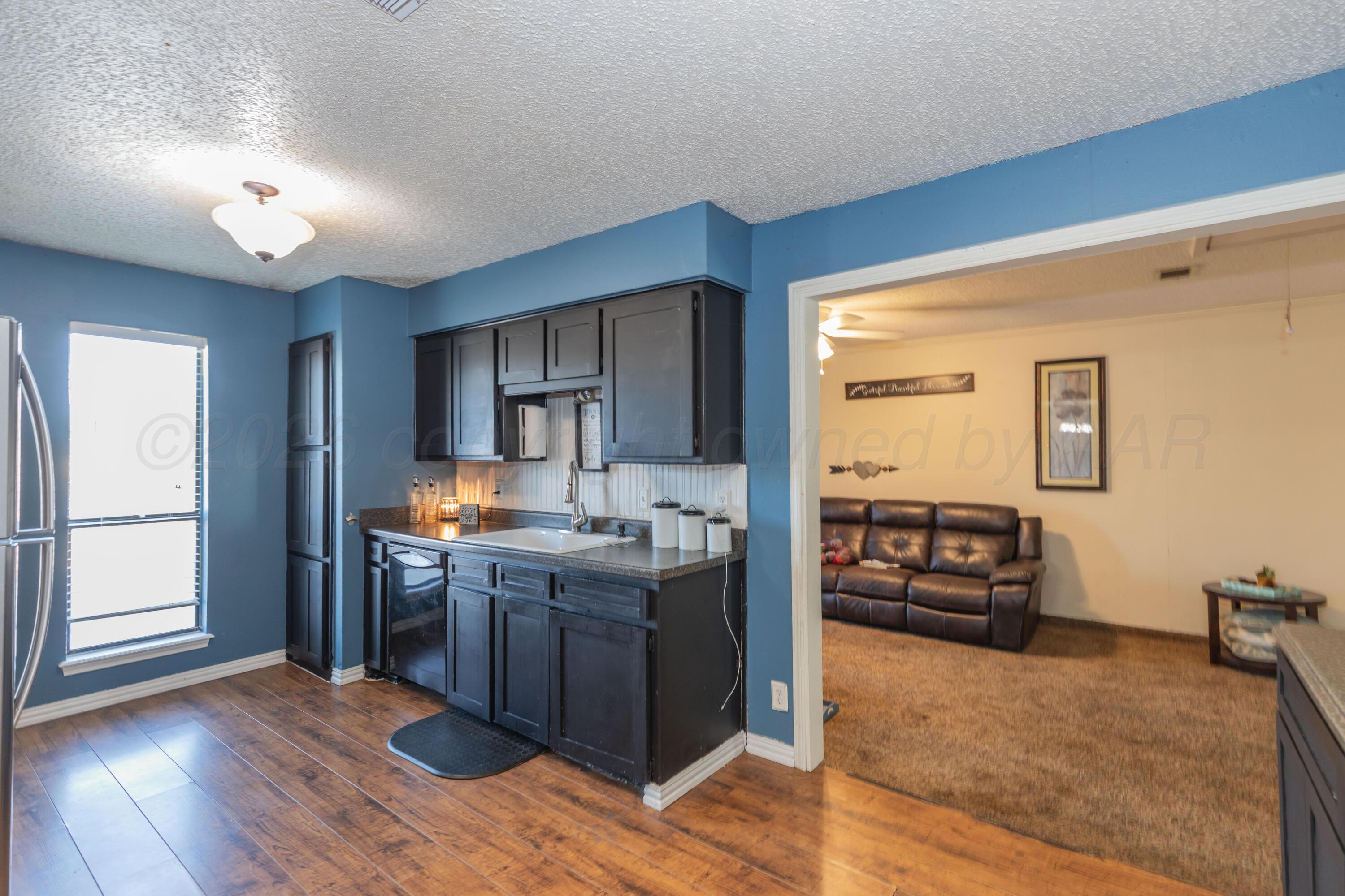 500 Groom Avenue Property Photo 14
