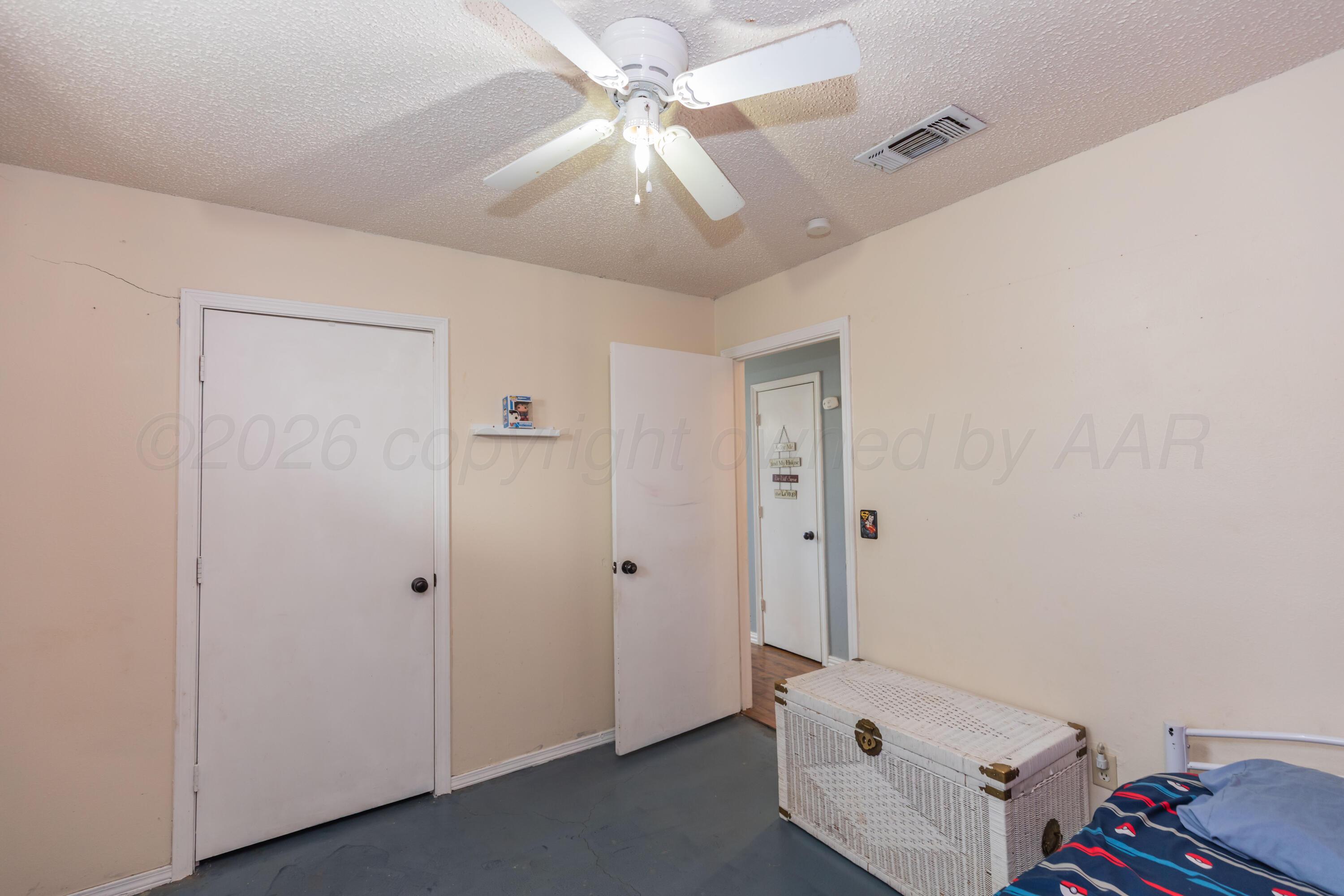 500 Groom Avenue Property Photo 24
