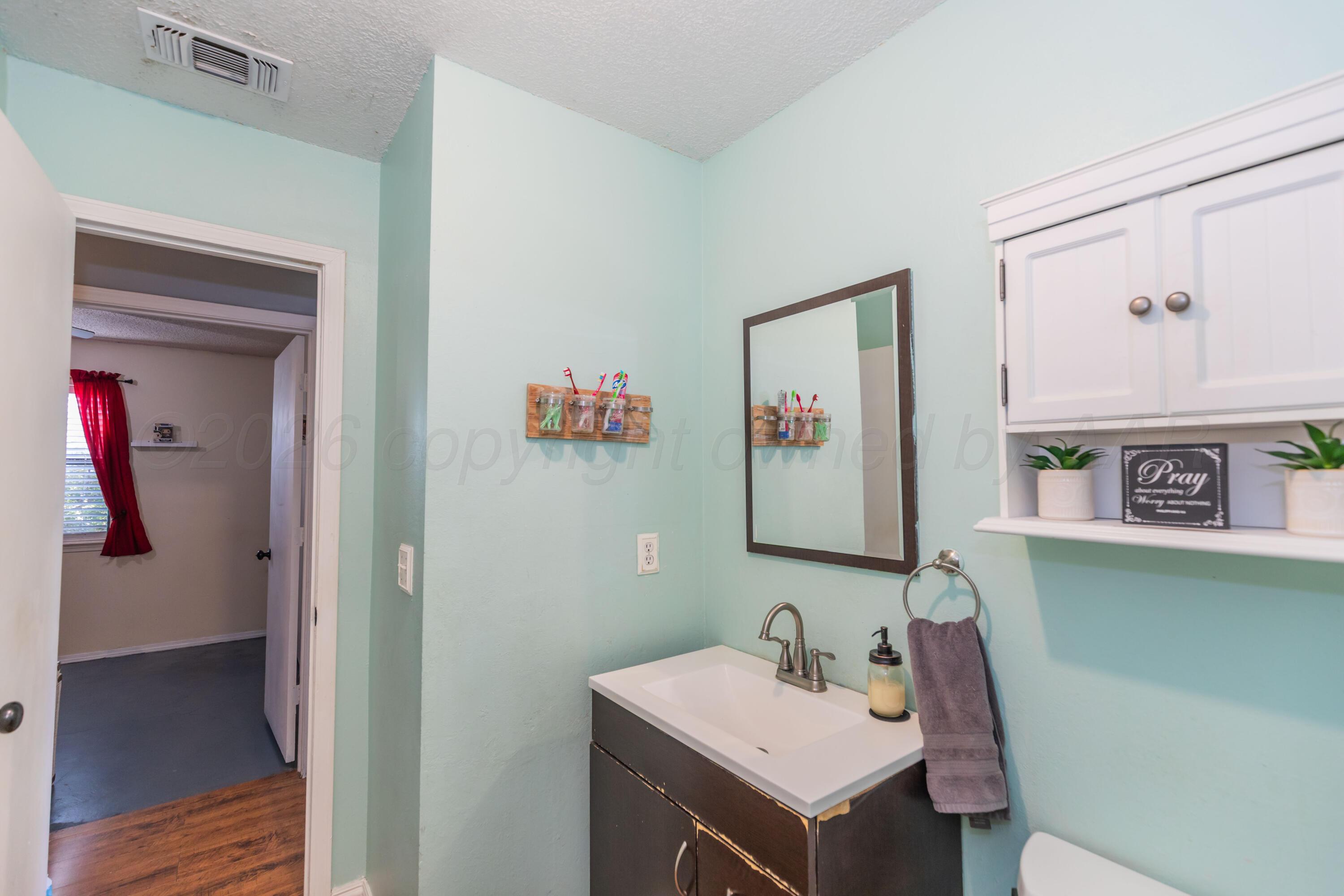 500 Groom Avenue Property Photo 26
