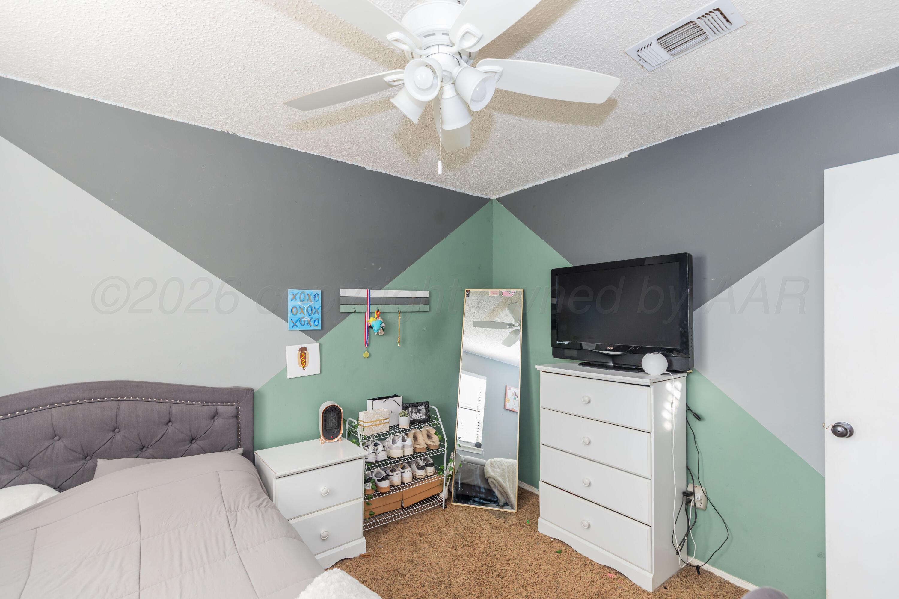 500 Groom Avenue Property Photo 28