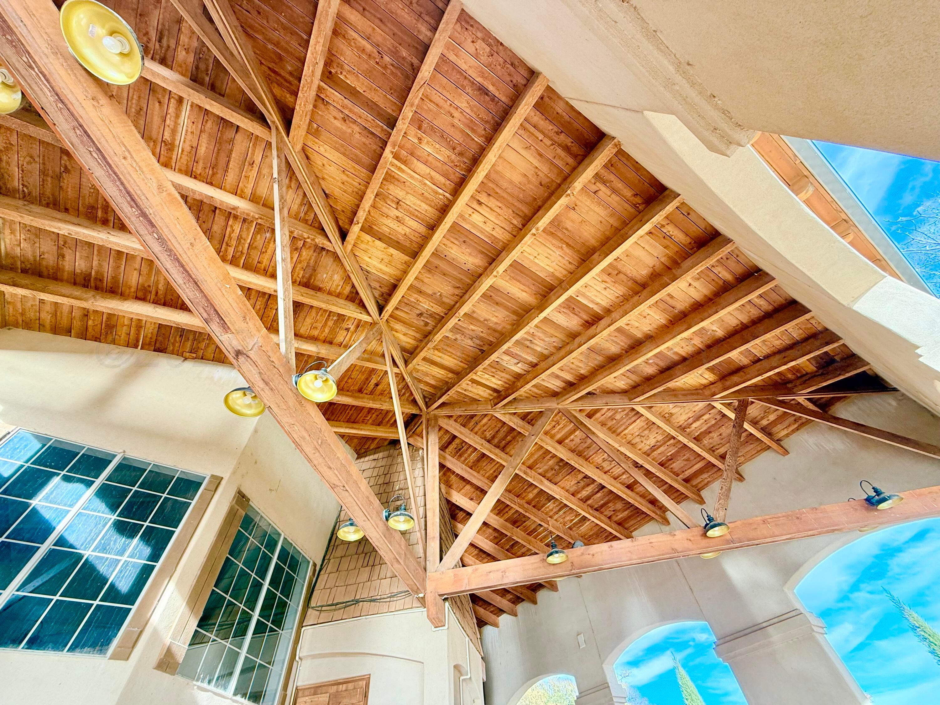 516 N Shore Drive Property Photo 9
