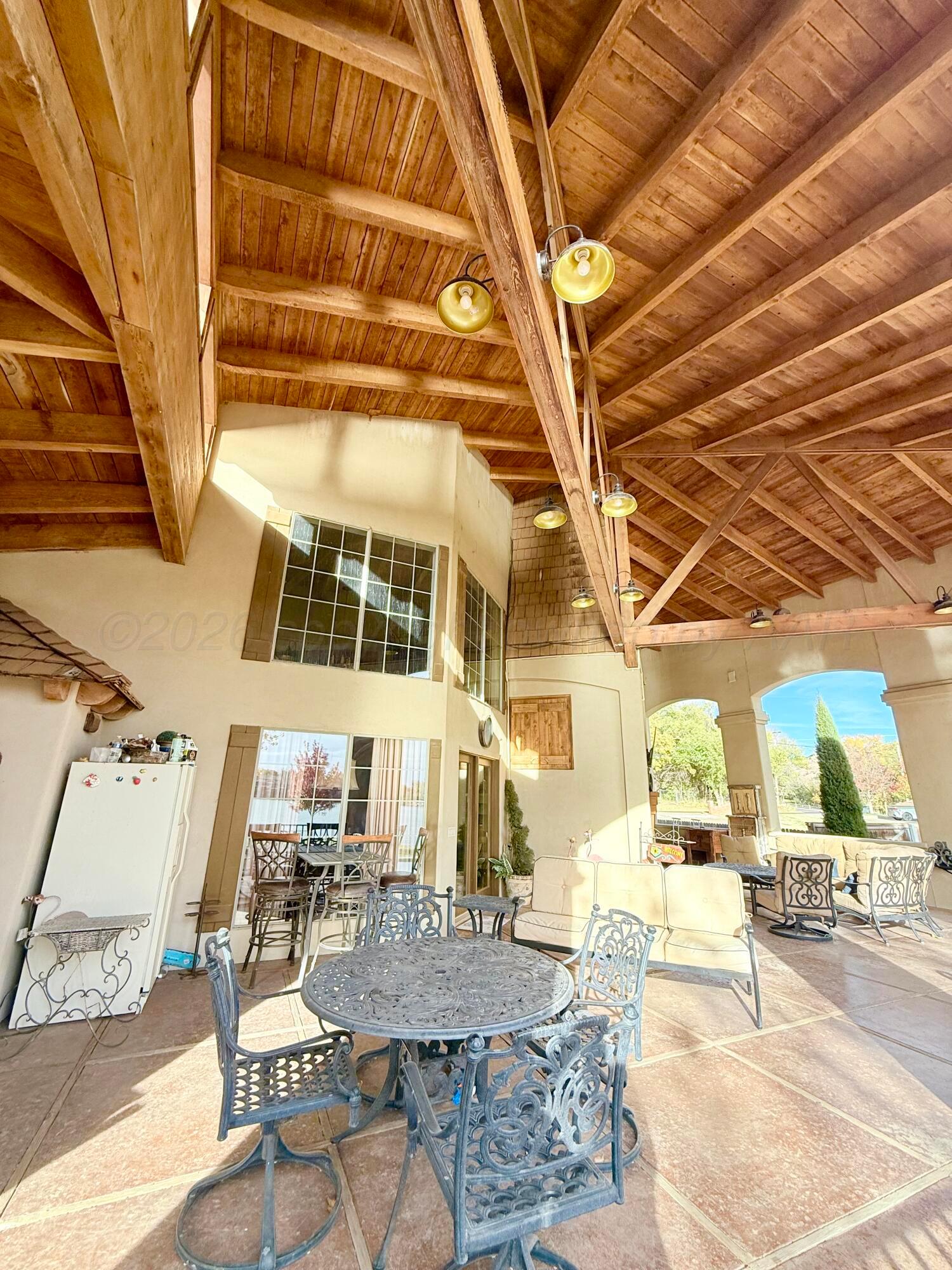 516 N Shore Drive Property Photo 10
