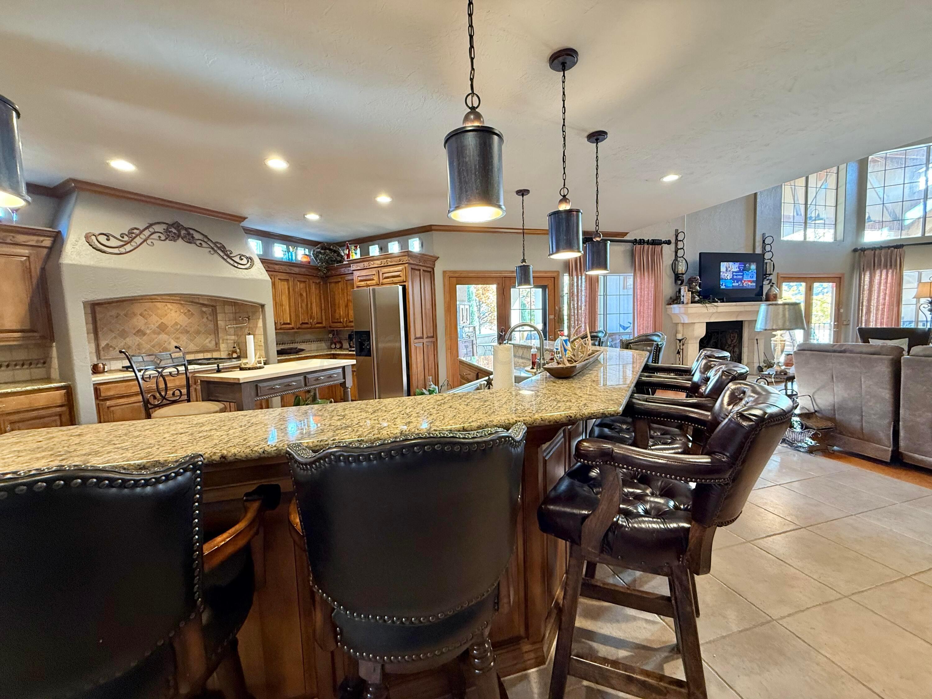 516 N Shore Drive Property Photo 44