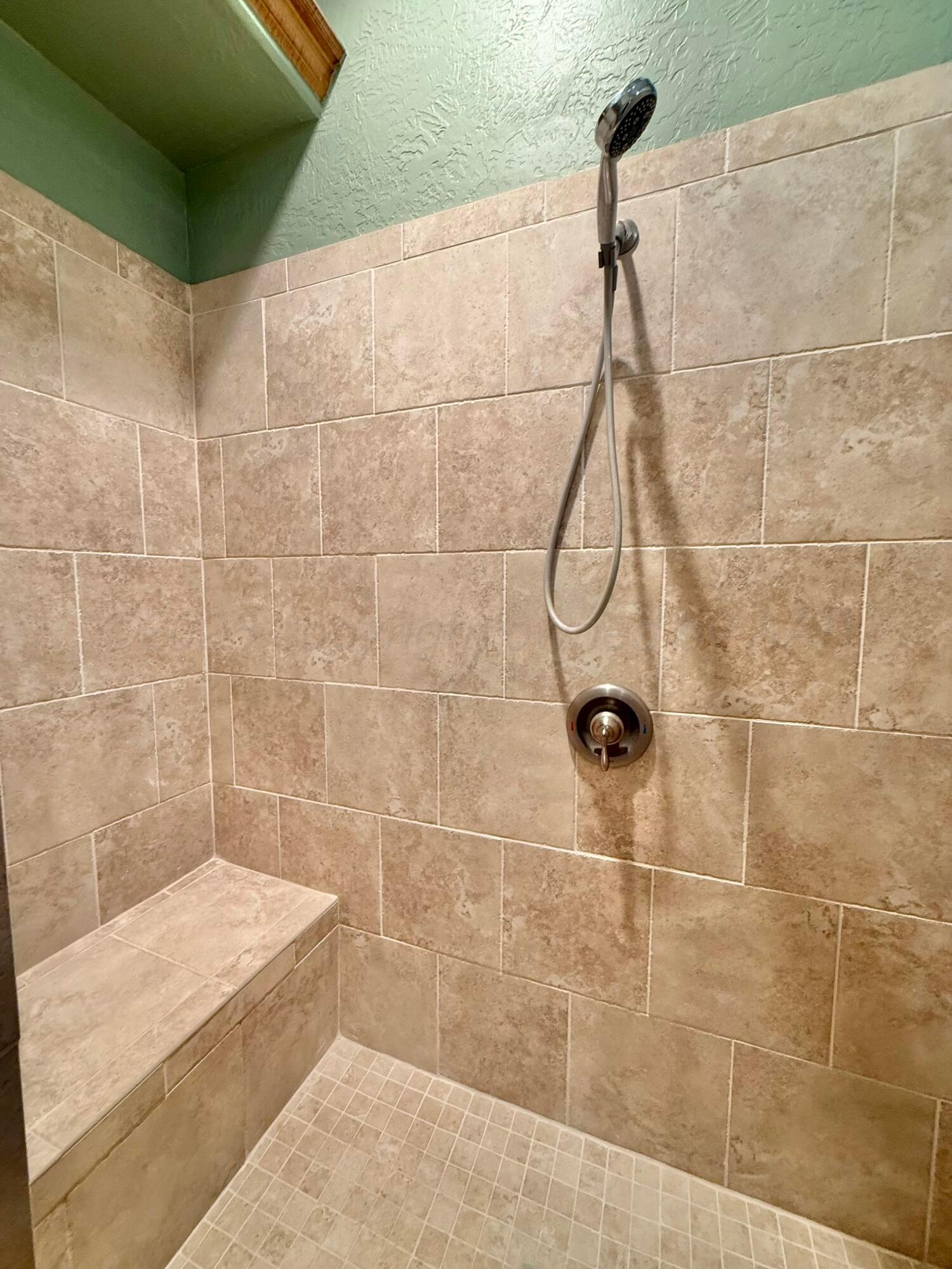516 N Shore Drive Property Photo 56