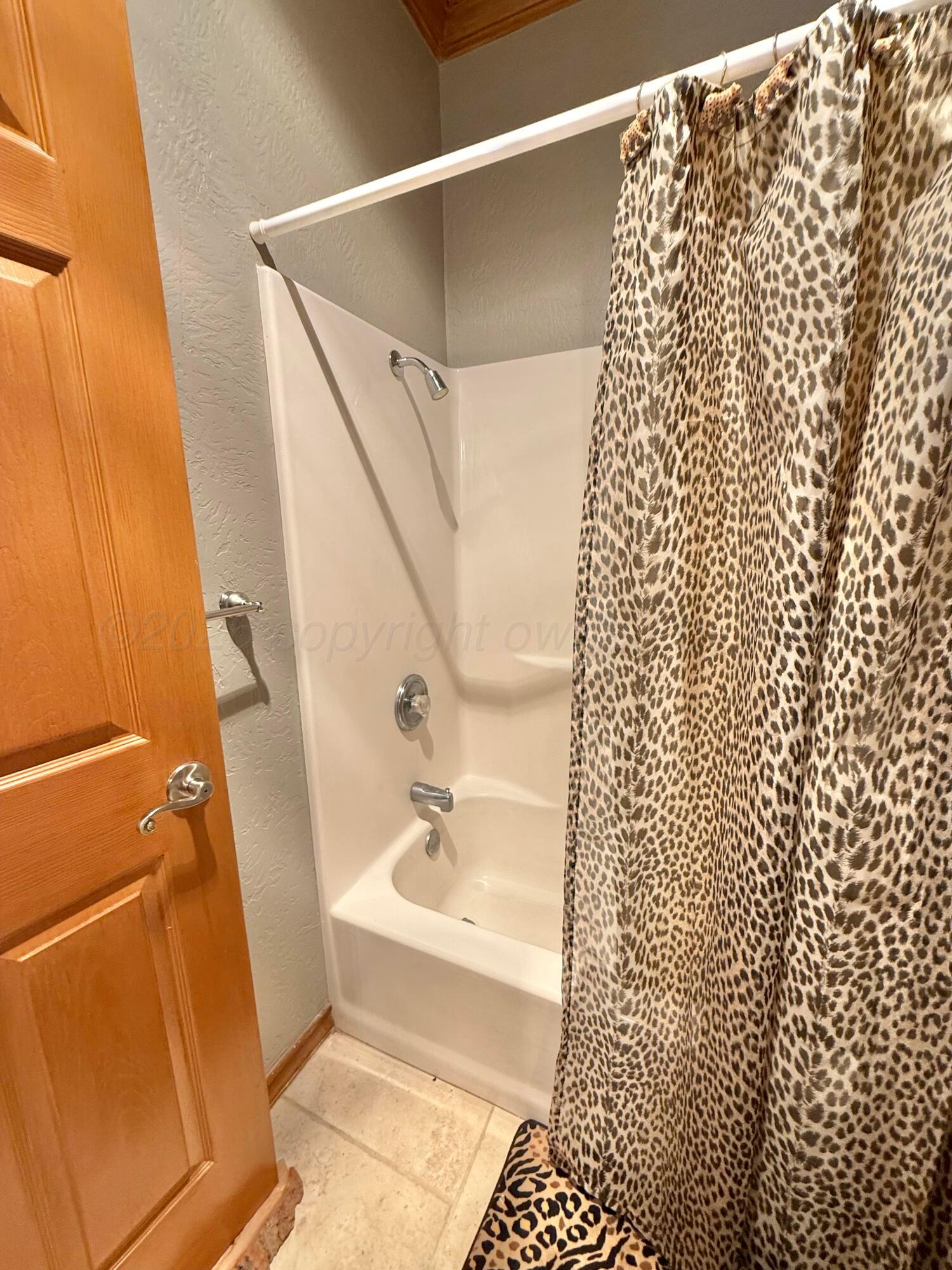 516 N Shore Drive Property Photo 61