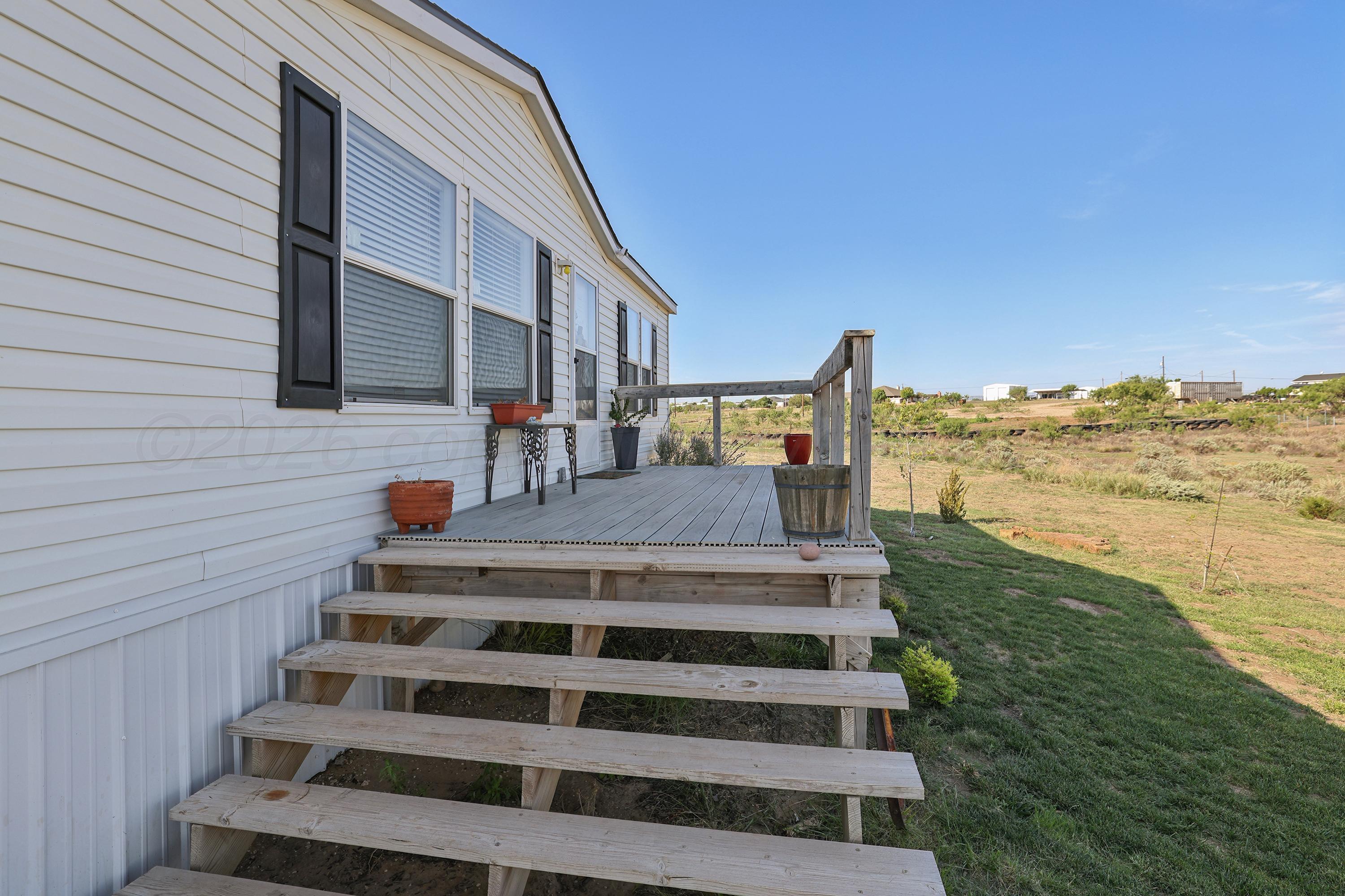 10501 Riker Lane Property Photo 4