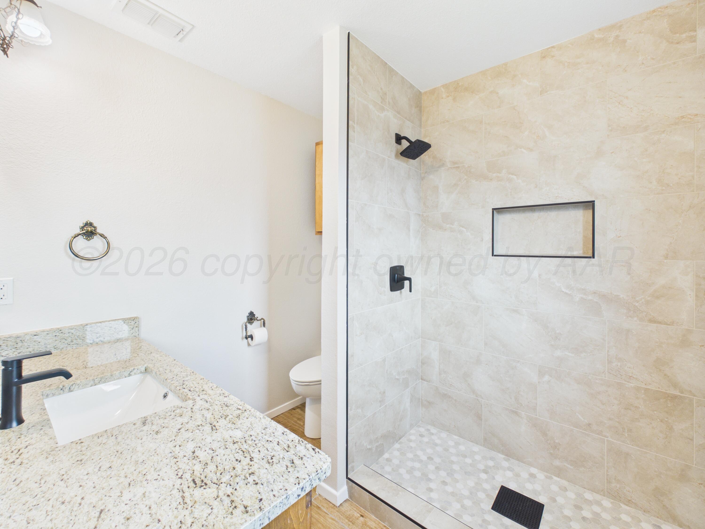 303 Coronado Street Property Photo 15