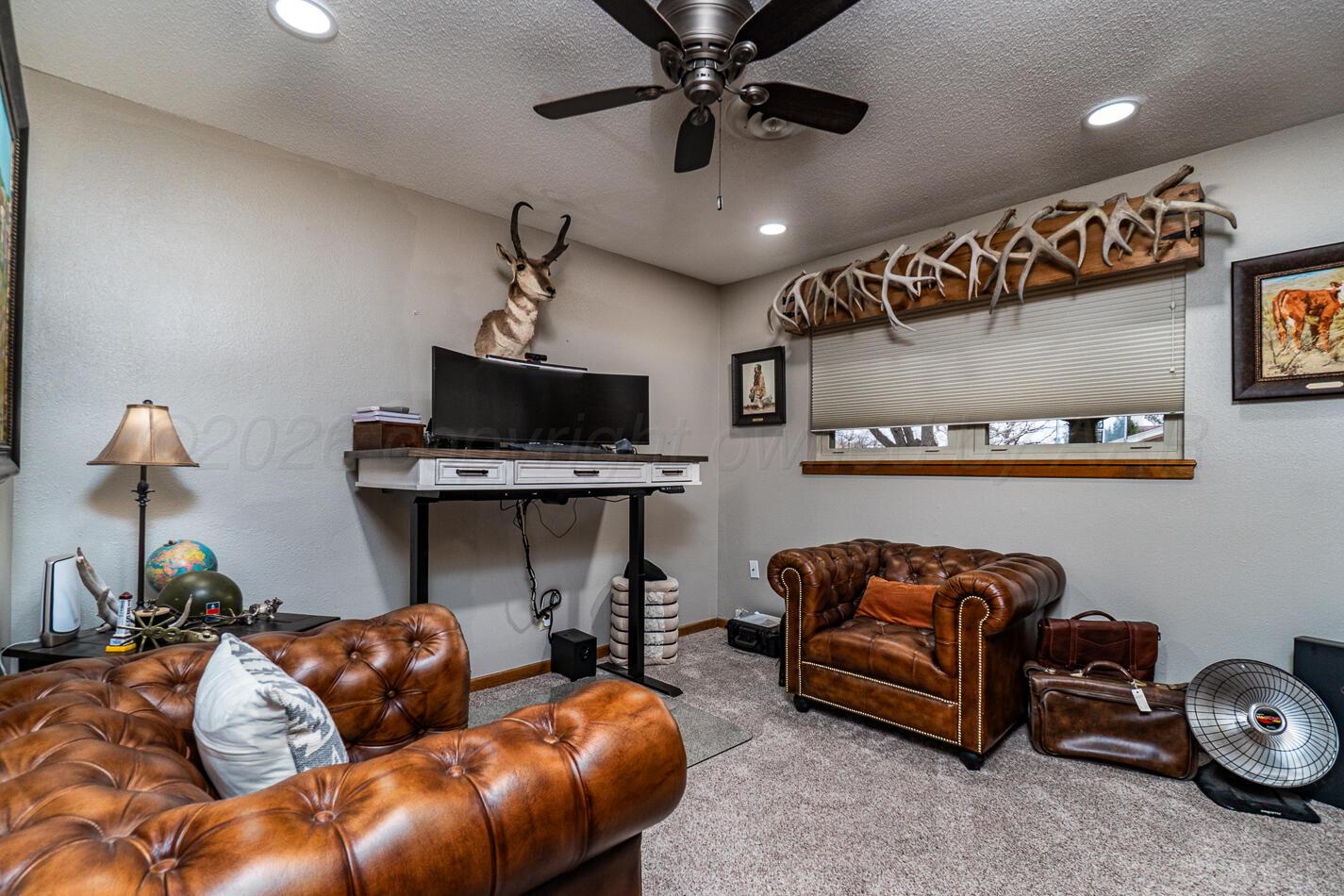 210 Comanche Trail Property Photo 23