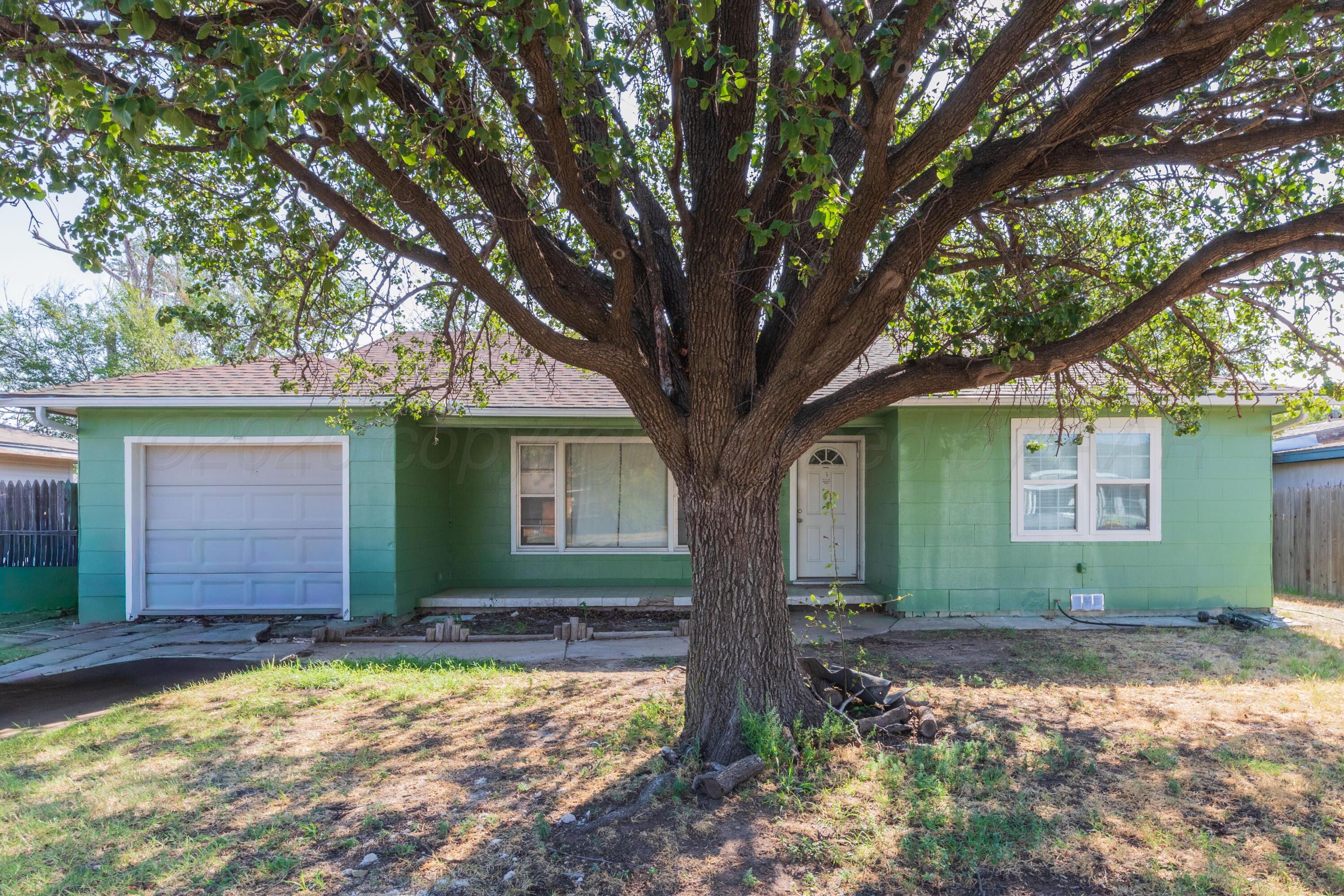 2114 Williston Street Property Photo 1