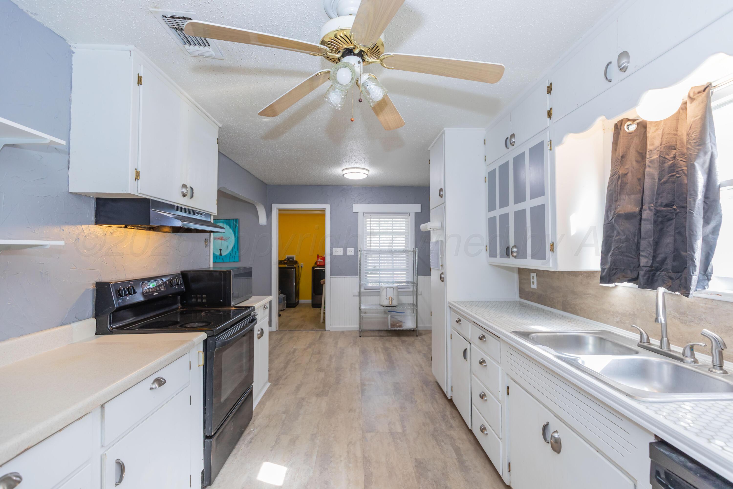 2114 Williston Street Property Photo 7