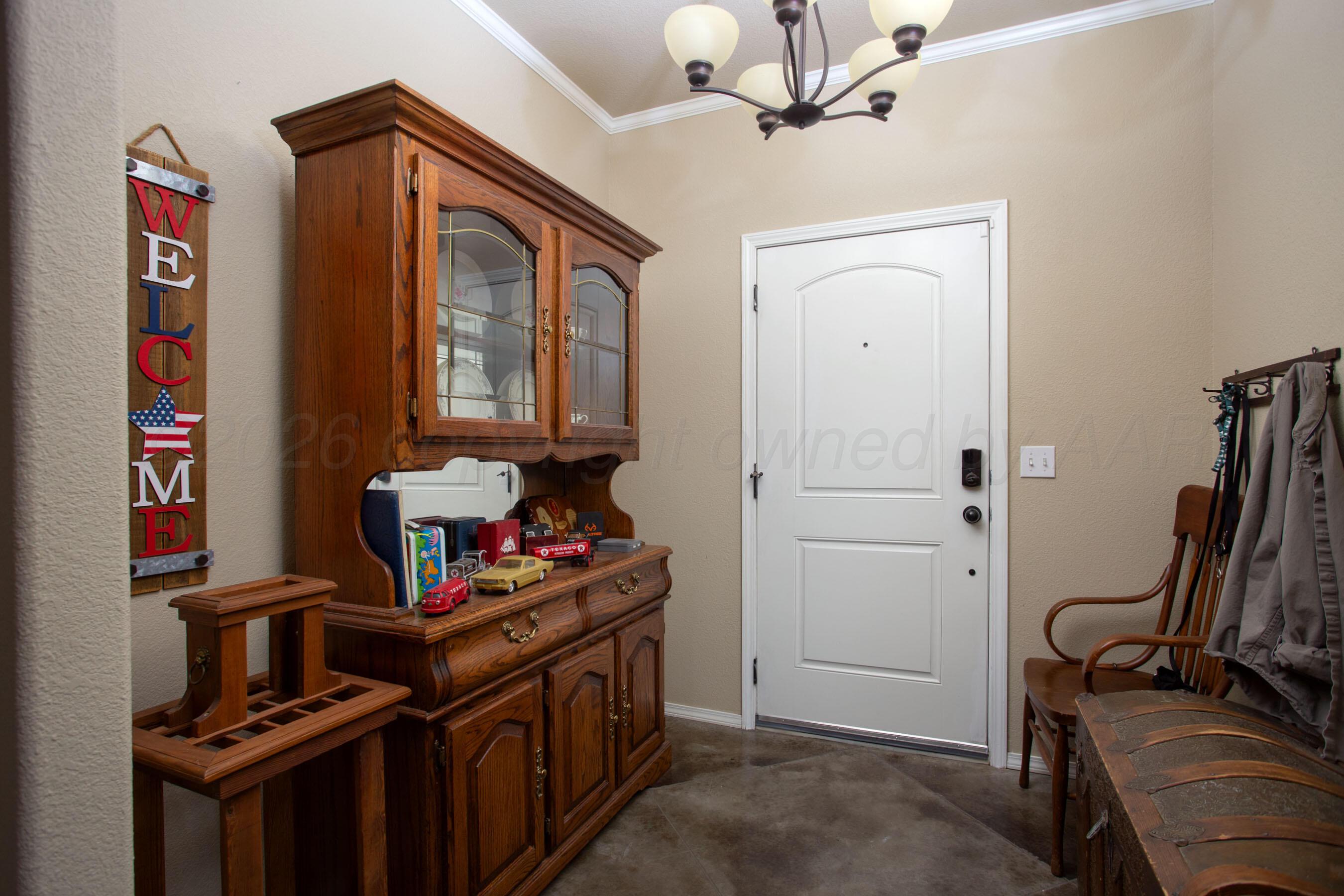 7103 Nick Street Property Photo 4
