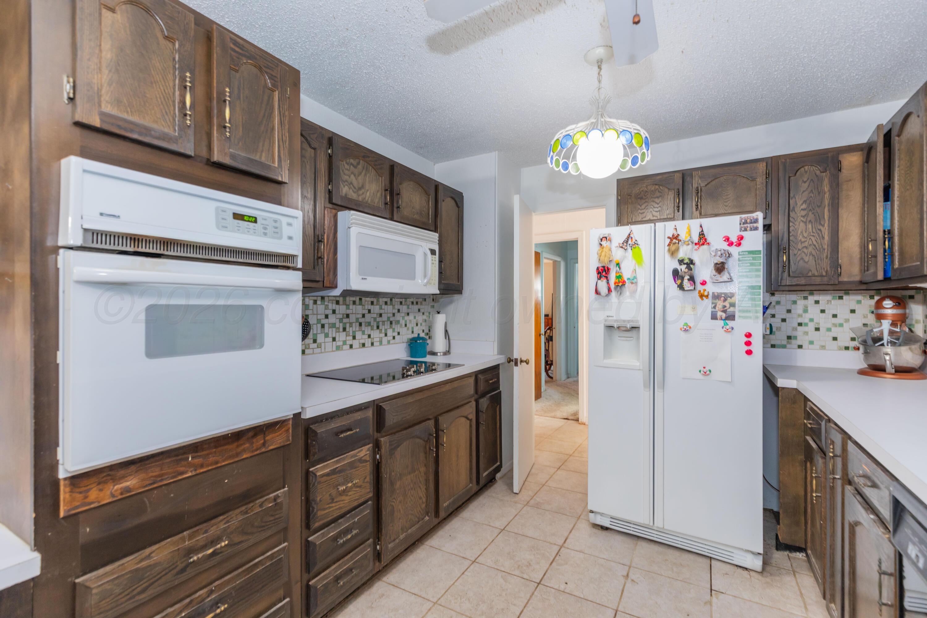 900 S Madden Street Property Photo 8