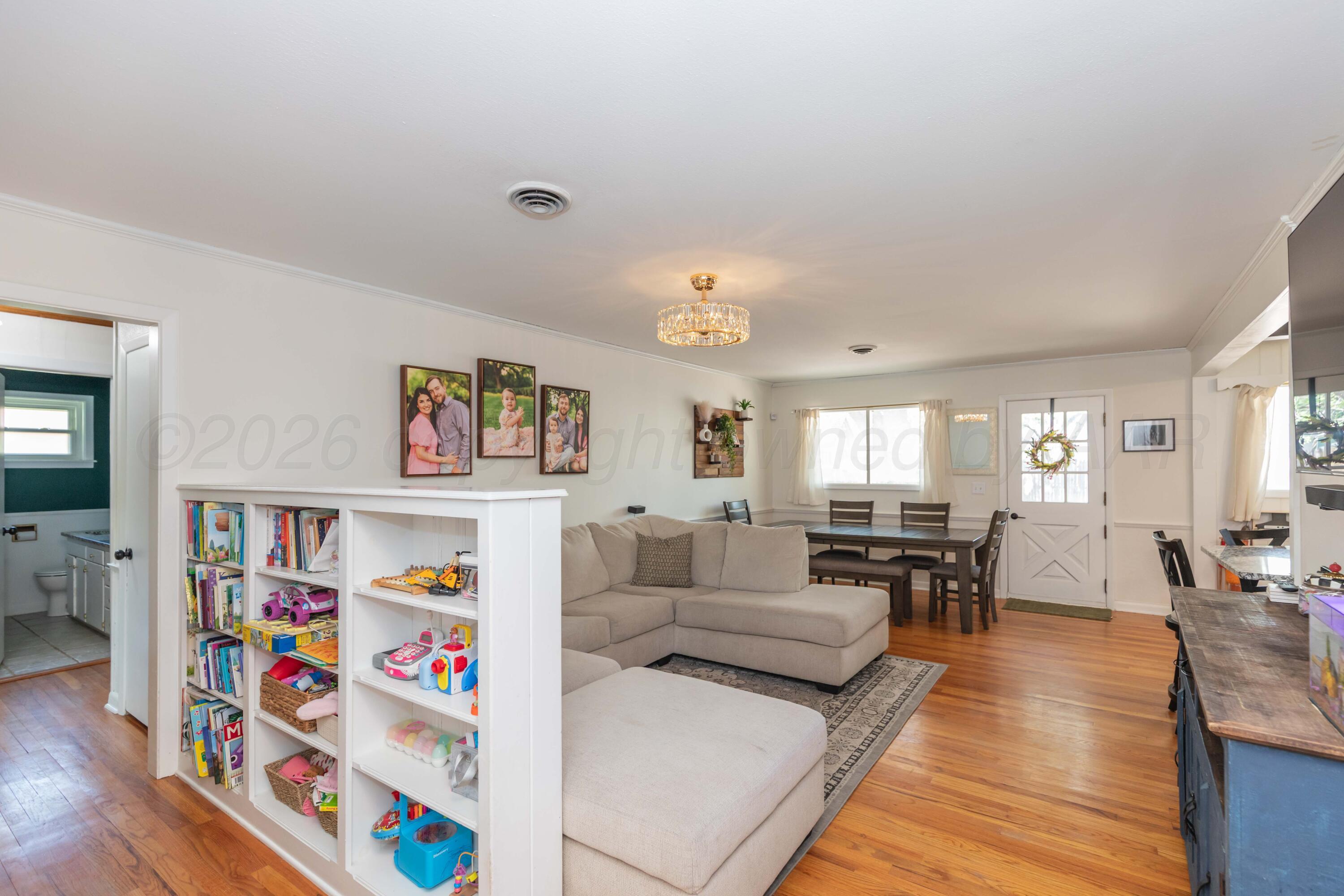 3702 Lynette Drive Property Photo 10