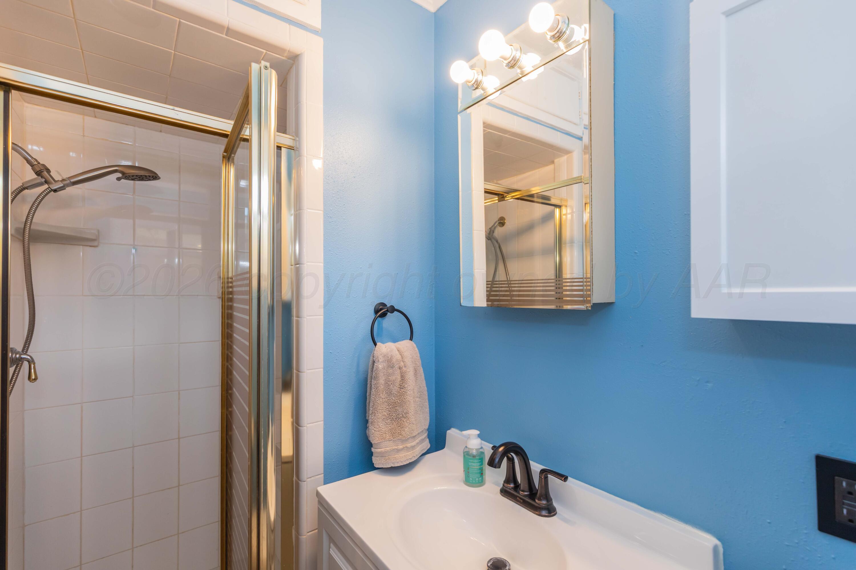 3702 Lynette Drive Property Photo 20
