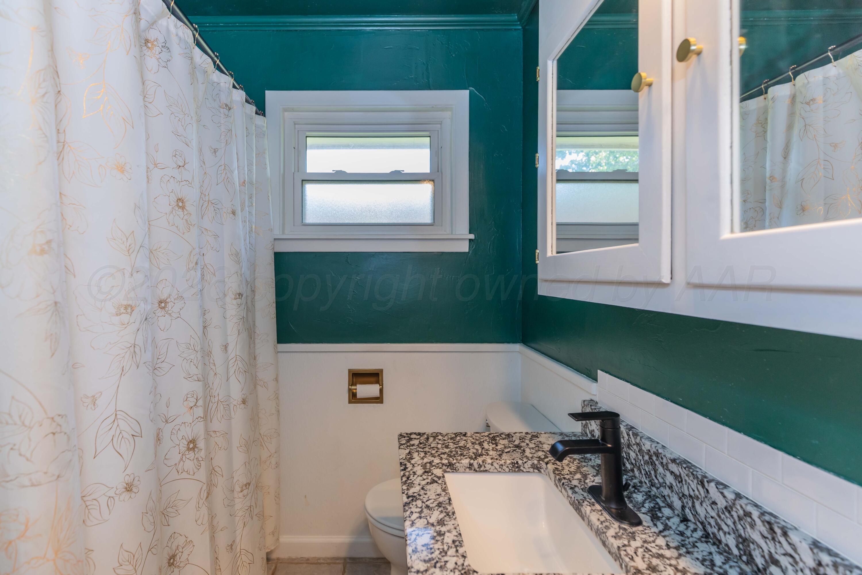 3702 Lynette Drive Property Photo 27