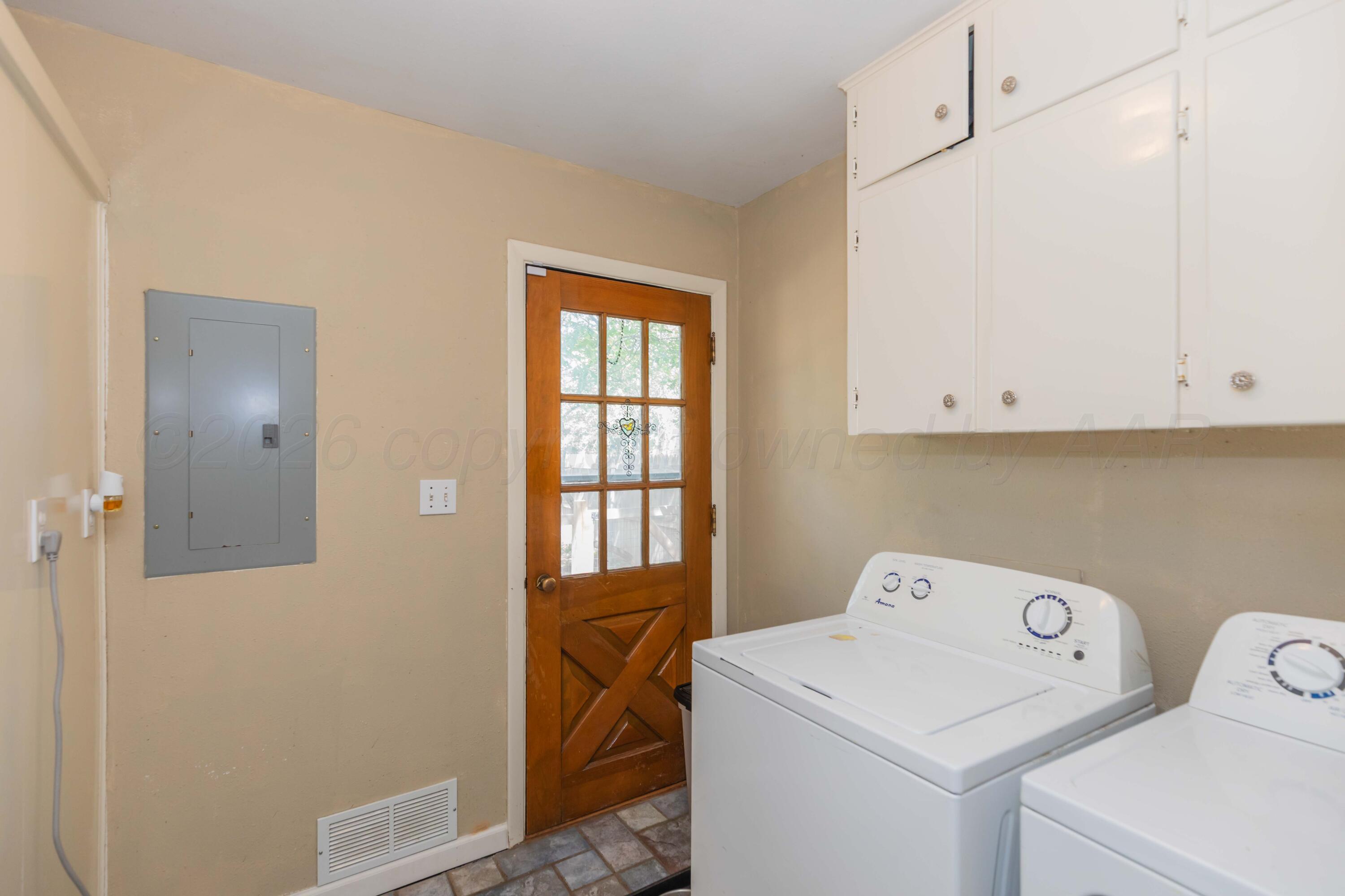 3702 Lynette Drive Property Photo 34